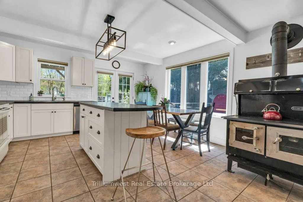 Photo 8 of 23 Cedar Street, Guelph/Eramosa, Eden Mills — HOMEH