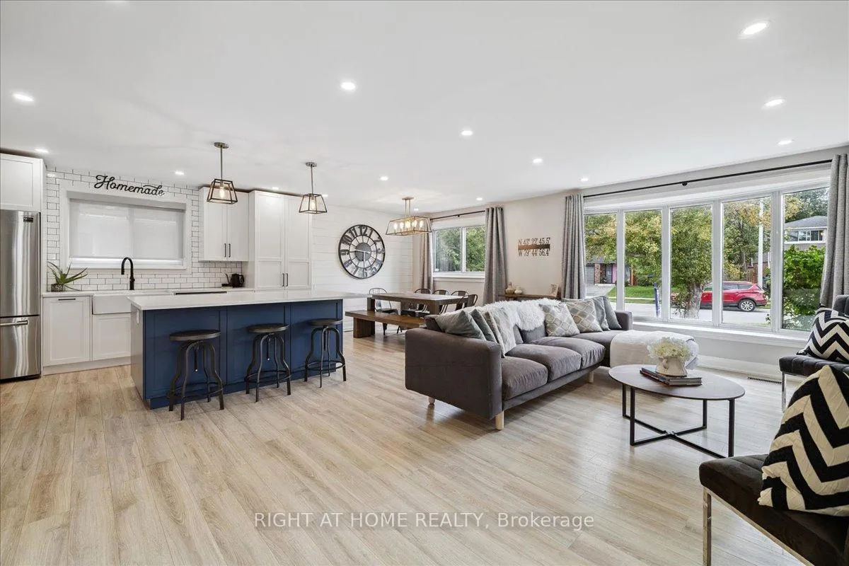 Photo 4 of 5316 Riverside Drive, Burlington, Appleby — HOMEH