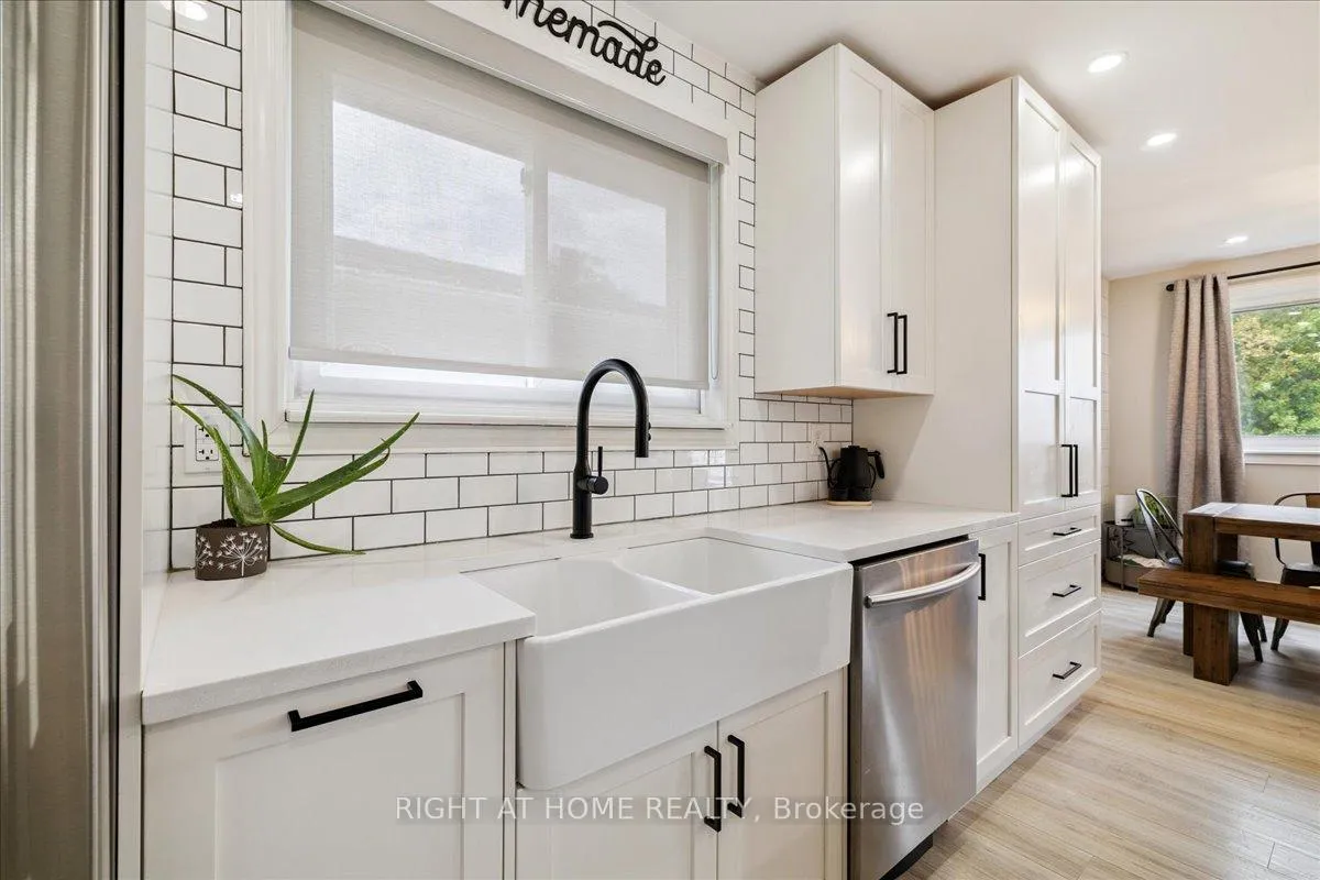 Photo 14 of 5316 Riverside Drive, Burlington, Appleby — HOMEH