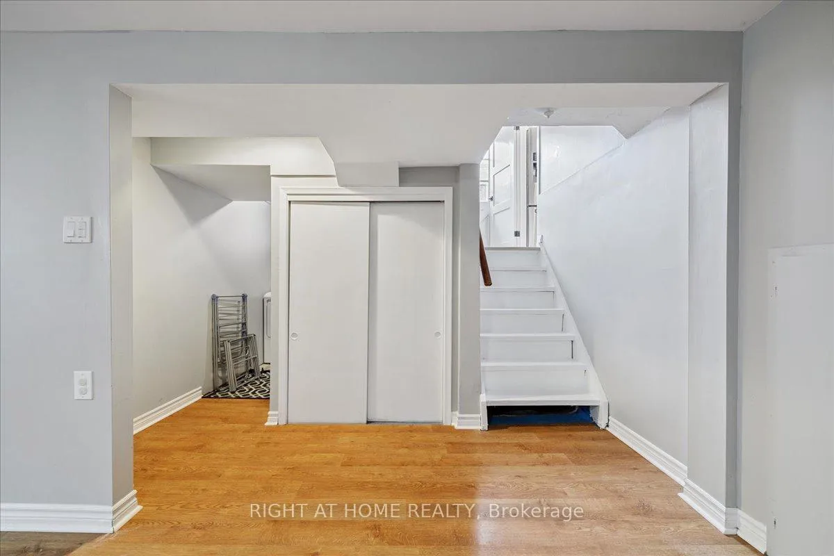 Photo 24 of 5316 Riverside Drive, Burlington, Appleby — HOMEH