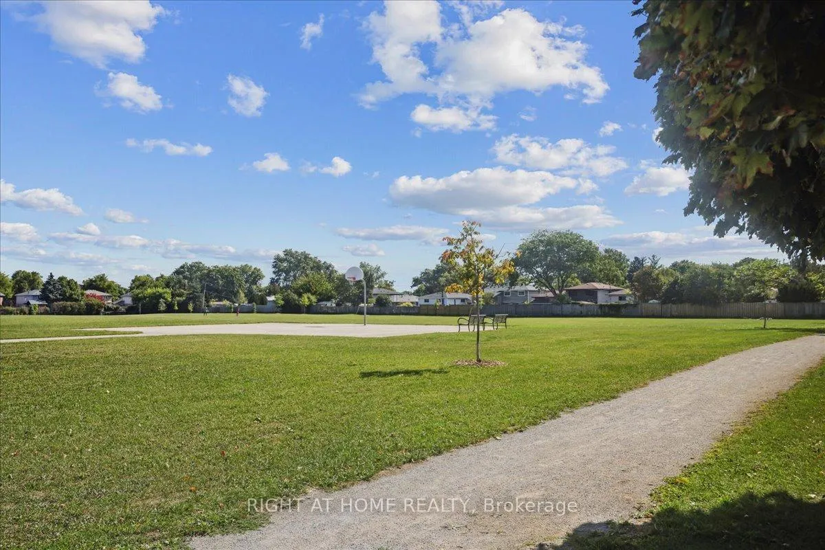 Photo 33 of 5316 Riverside Drive, Burlington, Appleby — HOMEH