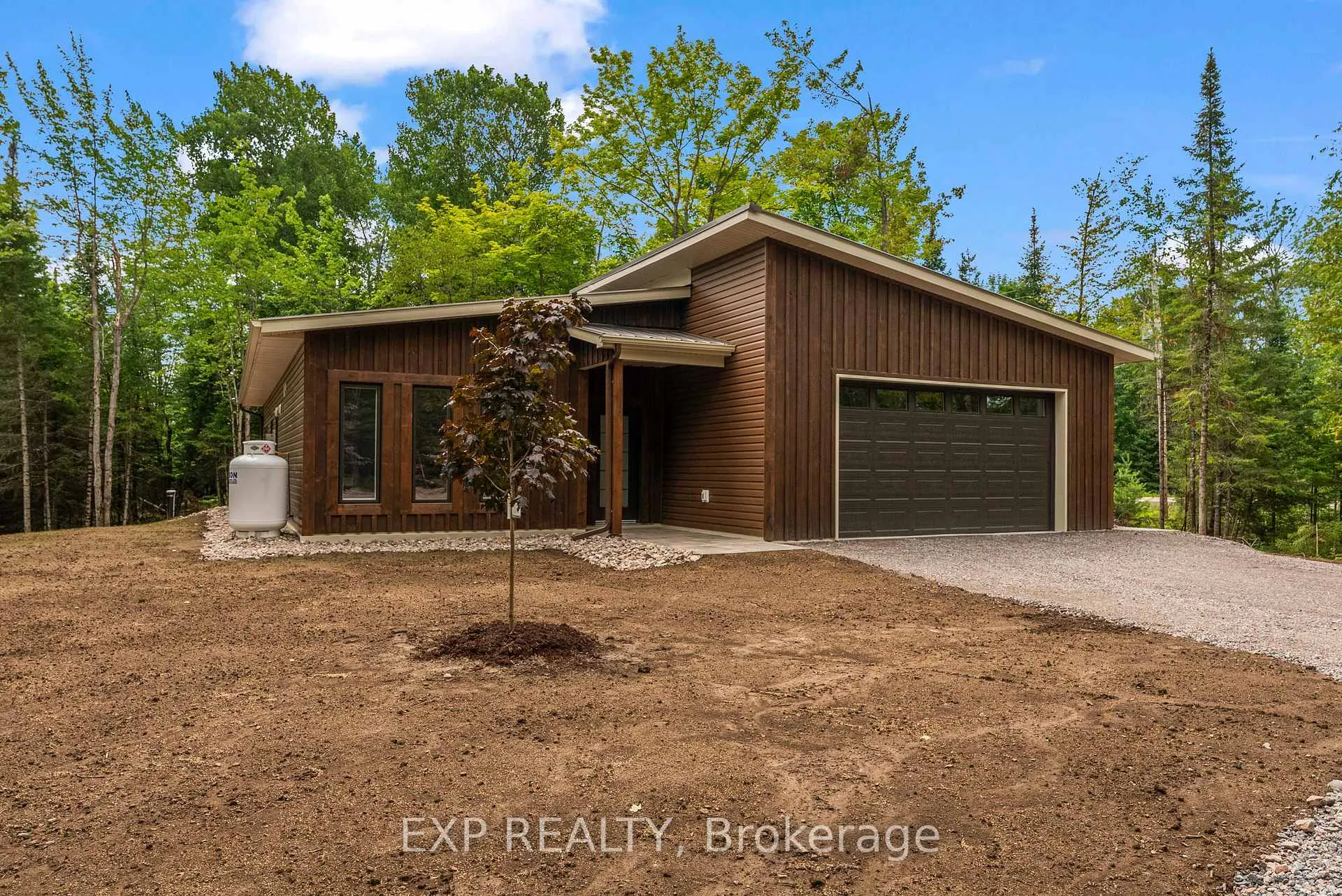 Photo 2 of 416 Lavallee Road, Horton, Horton Twp — HOMEH