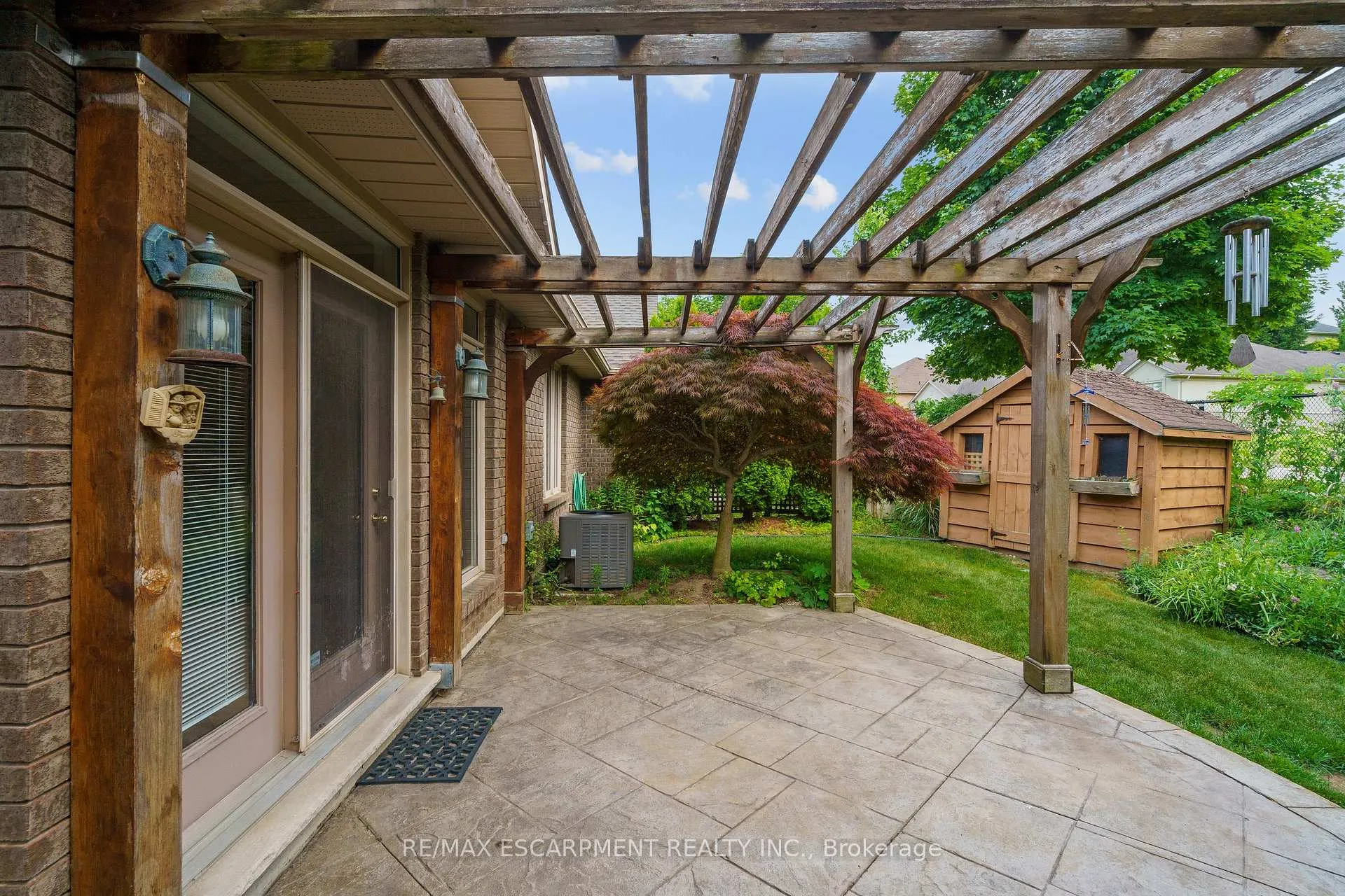 Photo 38 of 6 Gillespie Crescent, Hamilton, Dundas — HOMEH