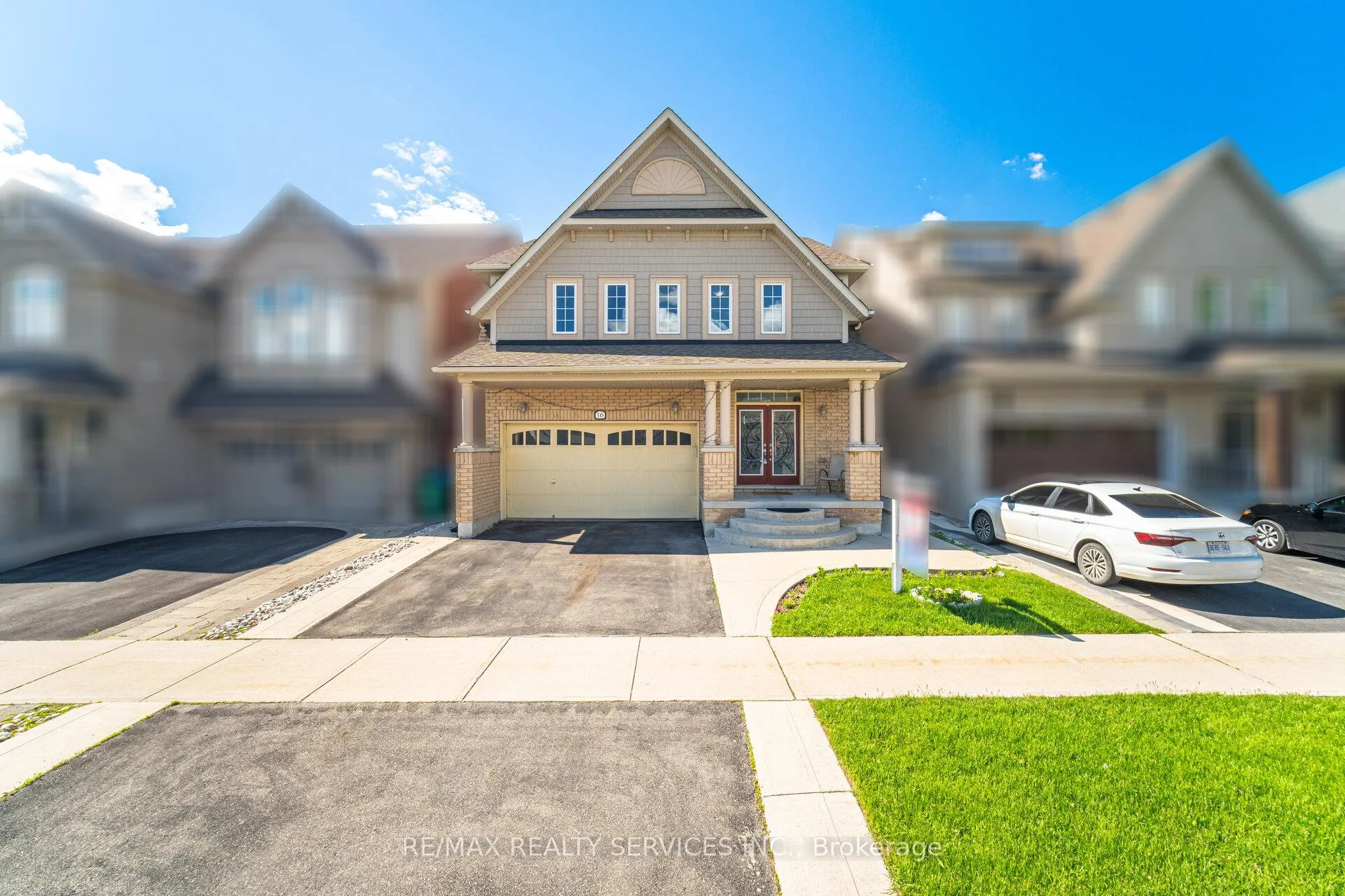 Photo 2 of 16 Rougebank Avenue, Caledon, Rural Caledon — HOMEH