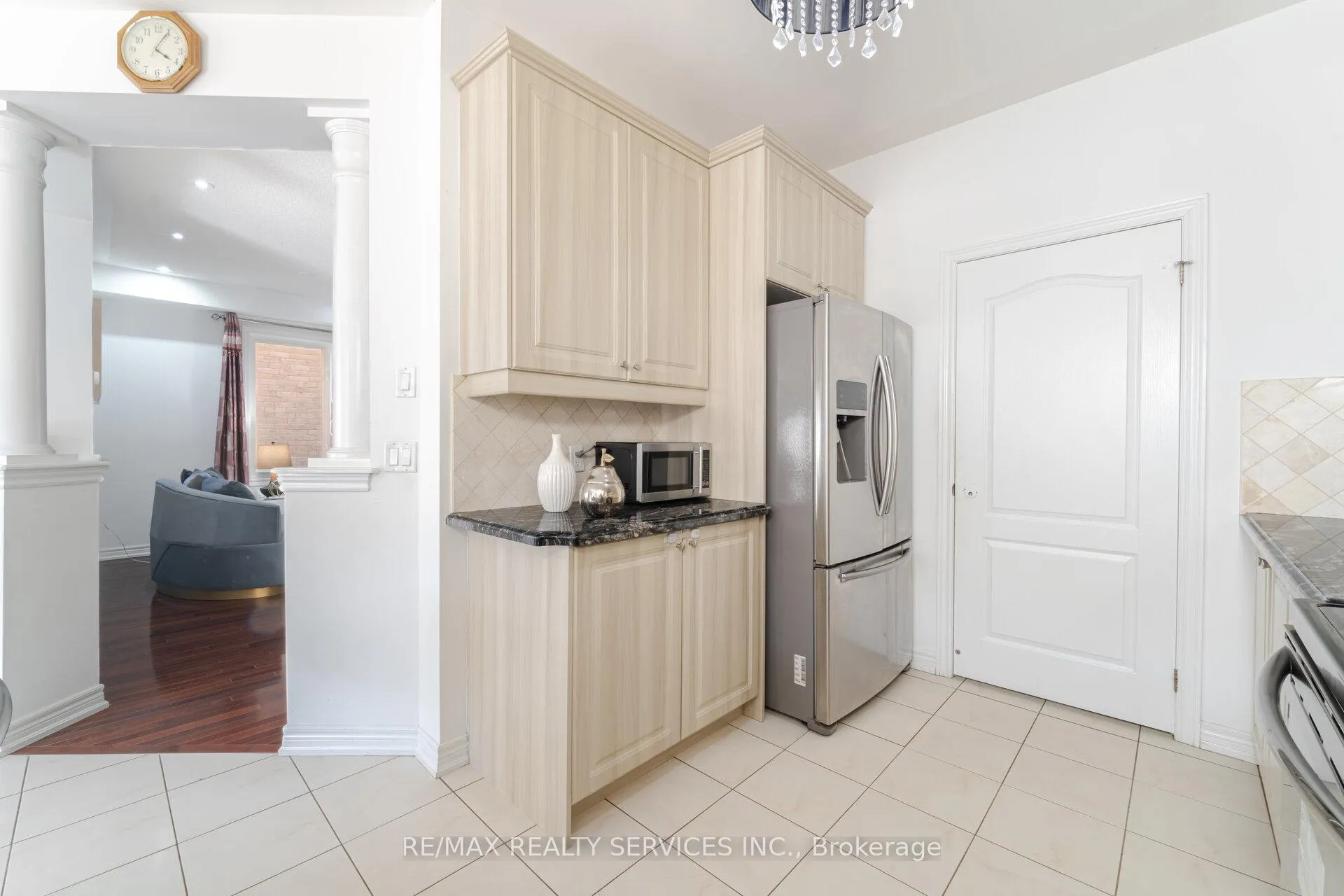 Photo 14 of 16 Rougebank Avenue, Caledon, Rural Caledon — HOMEH