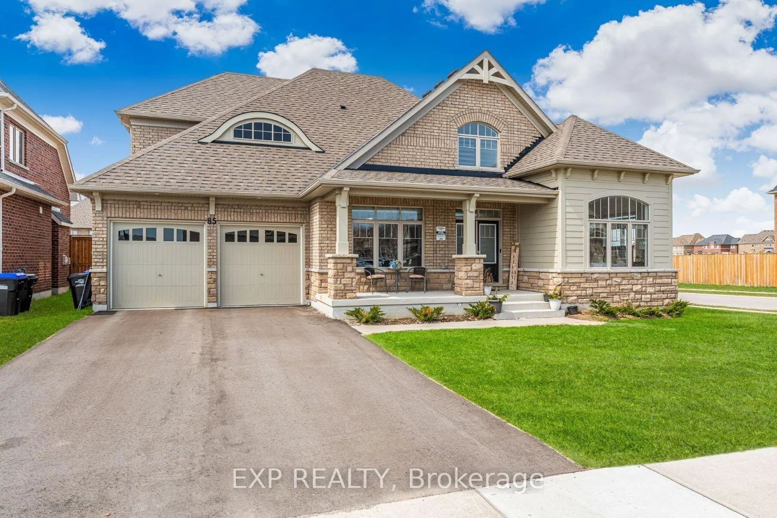 Photo 2 of 85 Redmond Crescent, Springwater, Centre Vespra — HOMEH