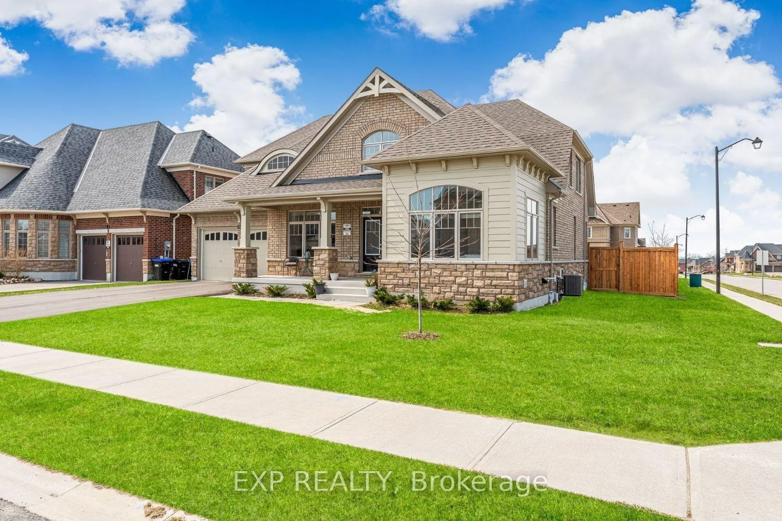 Photo 3 of 85 Redmond Crescent, Springwater, Centre Vespra — HOMEH