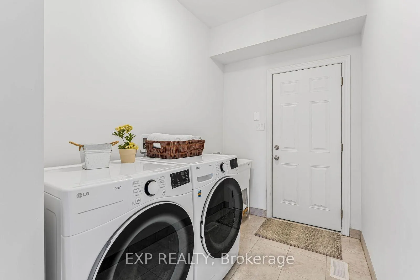 Photo 21 of 85 Redmond Crescent, Springwater, Centre Vespra — HOMEH
