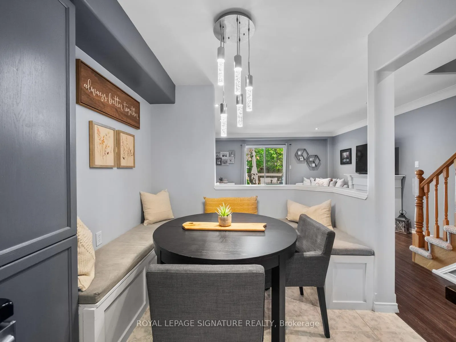 Photo 6 of 13 Bronte Court, Hamilton, Dundas — HOMEH