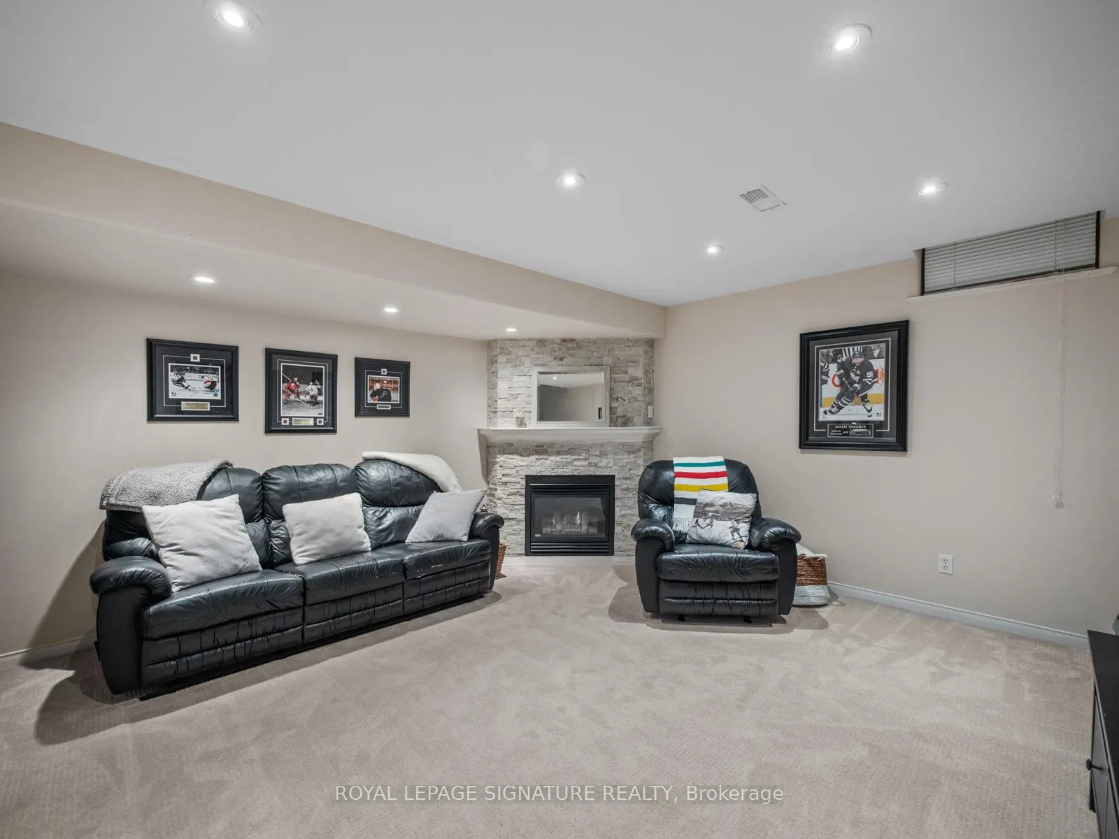 Photo 20 of 13 Bronte Court, Hamilton, Dundas — HOMEH