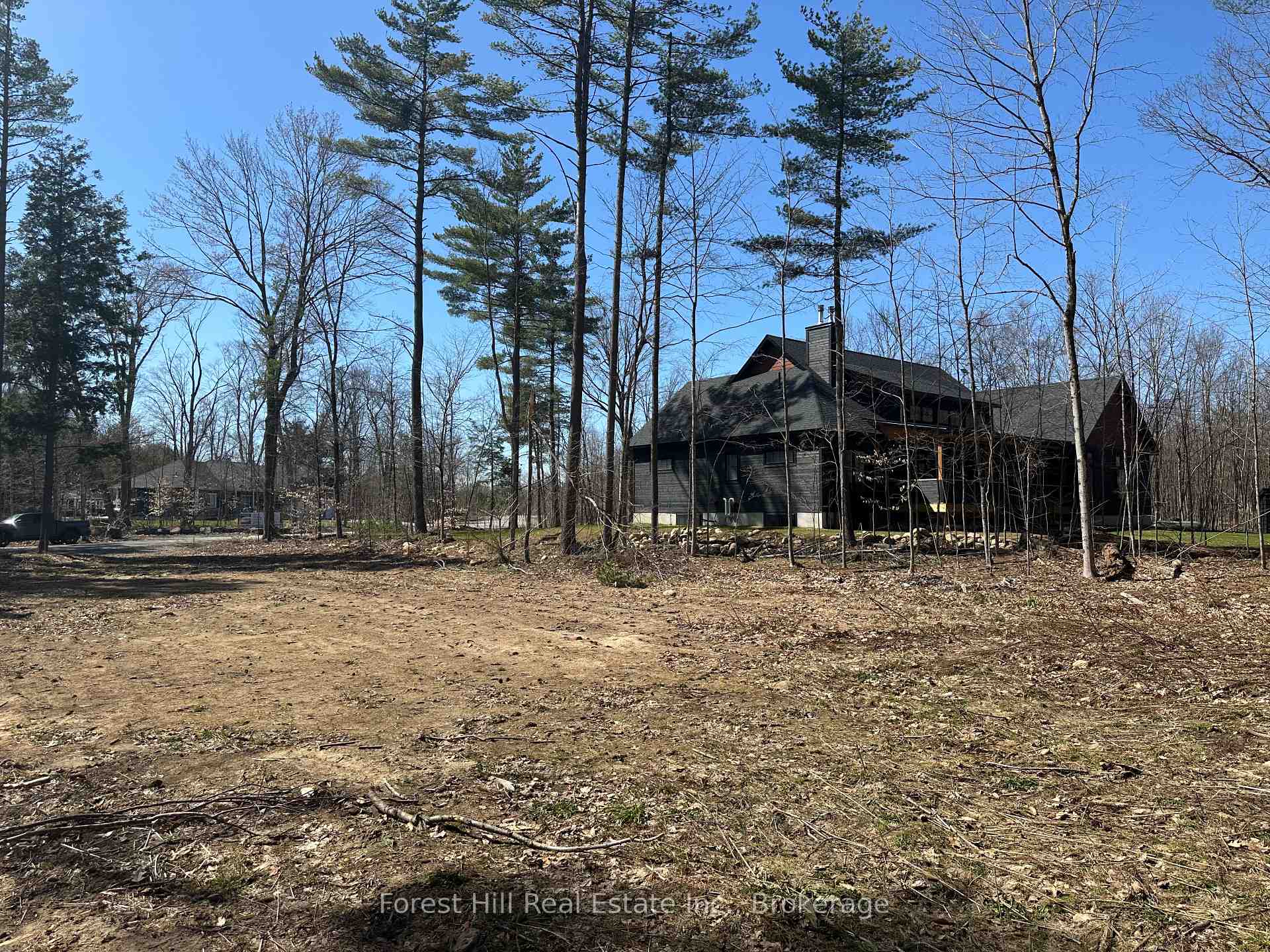 Photo 5 of 1111 Xavier Street, Gravenhurst, Morrison — HOMEH