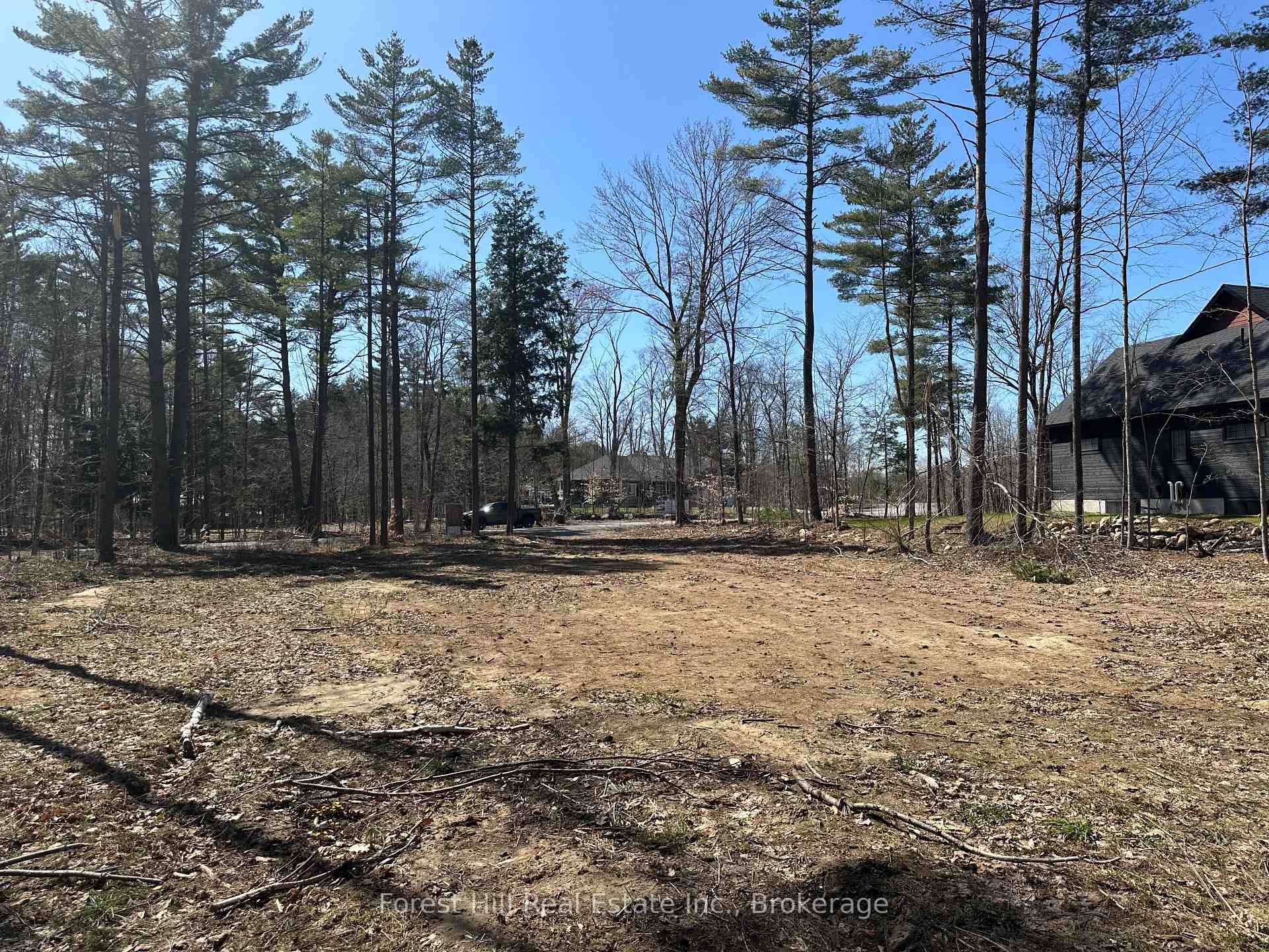 Photo 6 of 1111 Xavier Street, Gravenhurst, Morrison — HOMEH