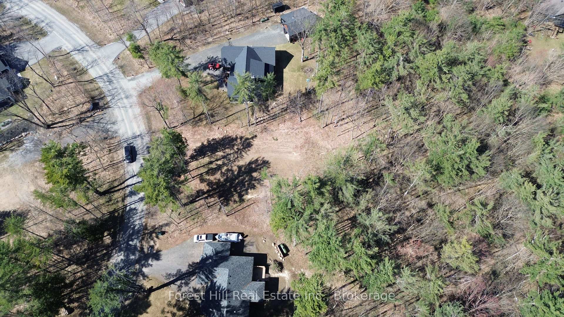 Photo 12 of 1111 Xavier Street, Gravenhurst, Morrison — HOMEH