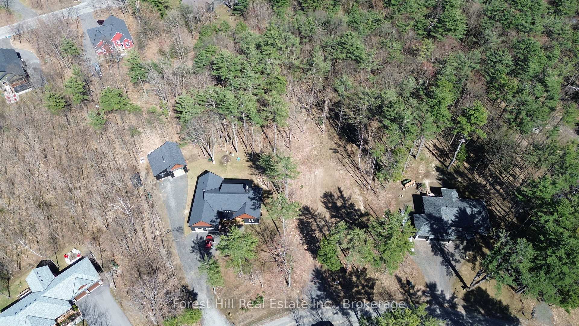 Photo 13 of 1111 Xavier Street, Gravenhurst, Morrison — HOMEH