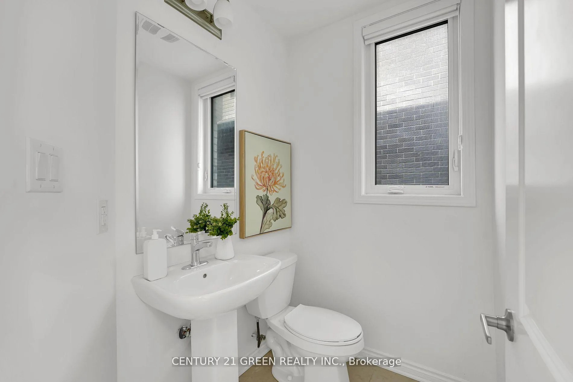 Photo 8 of 1508 Cookman Drive, Milton, Bowes — HOMEH