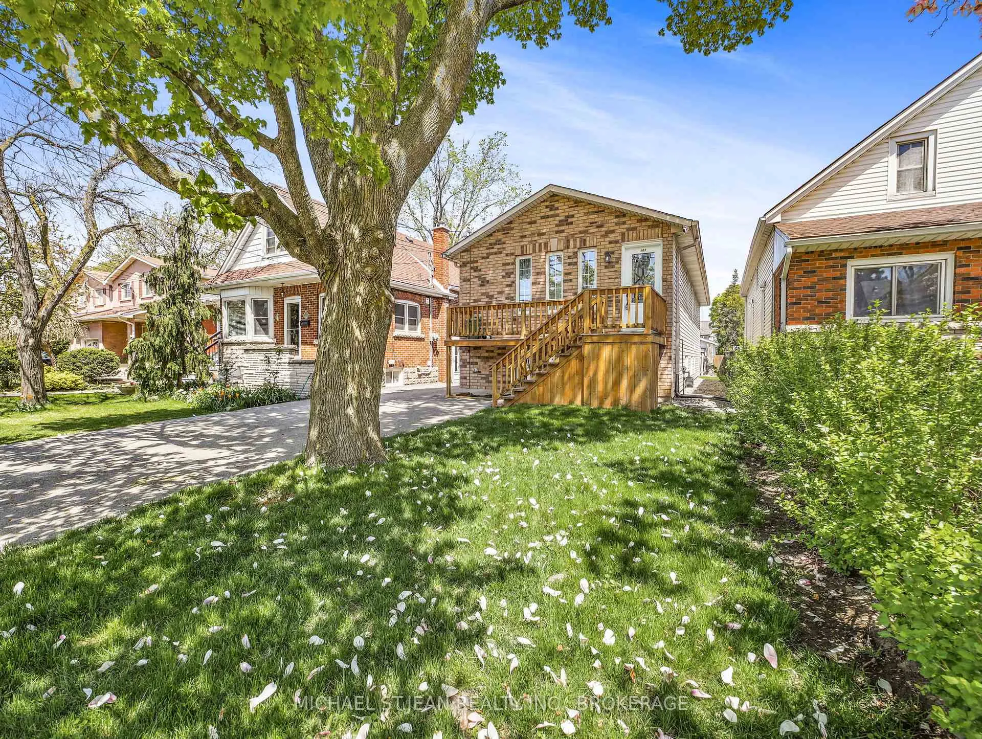 Photo 3 of 107 Alpine Avenue, Hamilton, Central — HOMEH