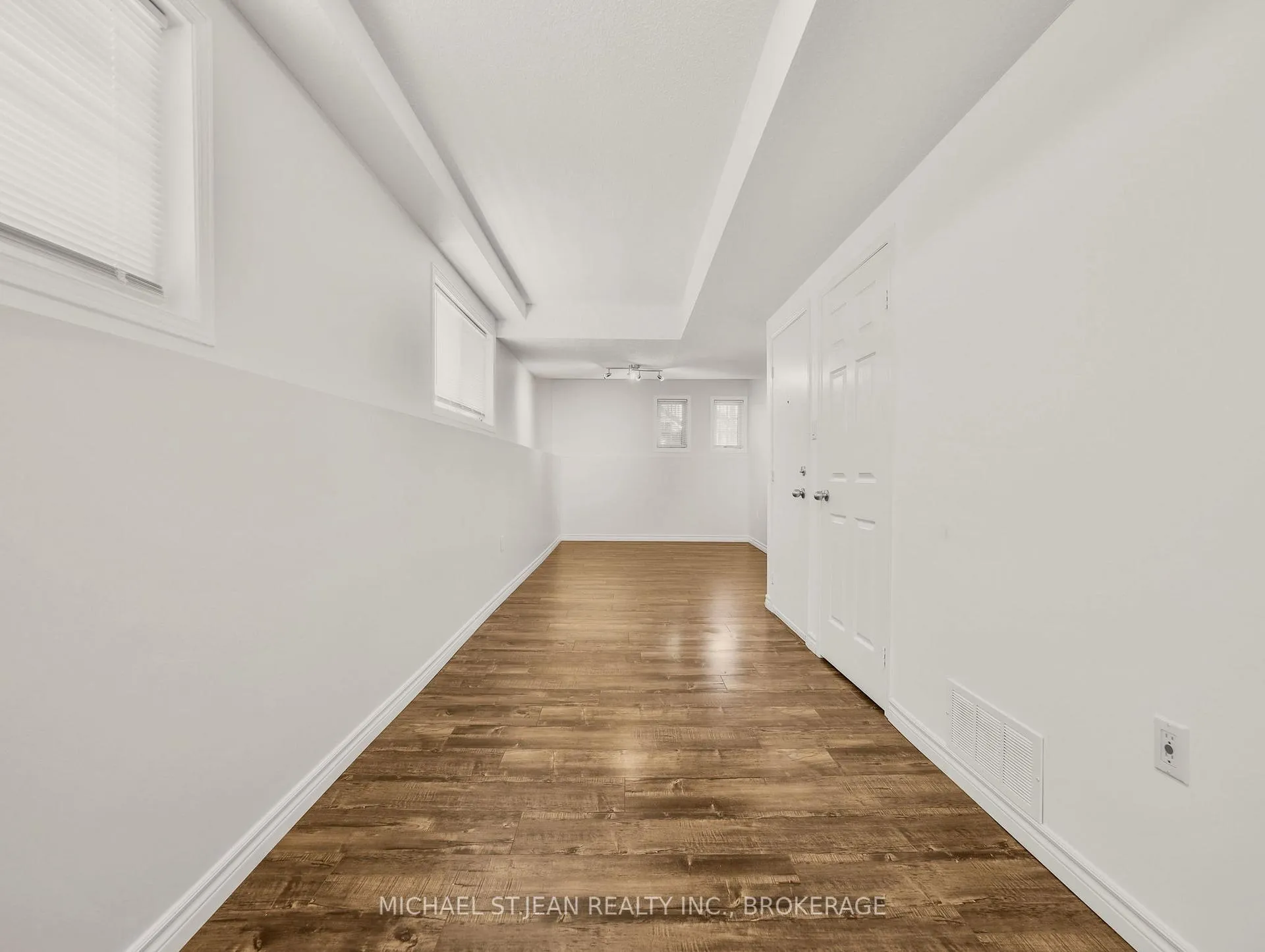 Photo 14 of 107 Alpine Avenue, Hamilton, Central — HOMEH