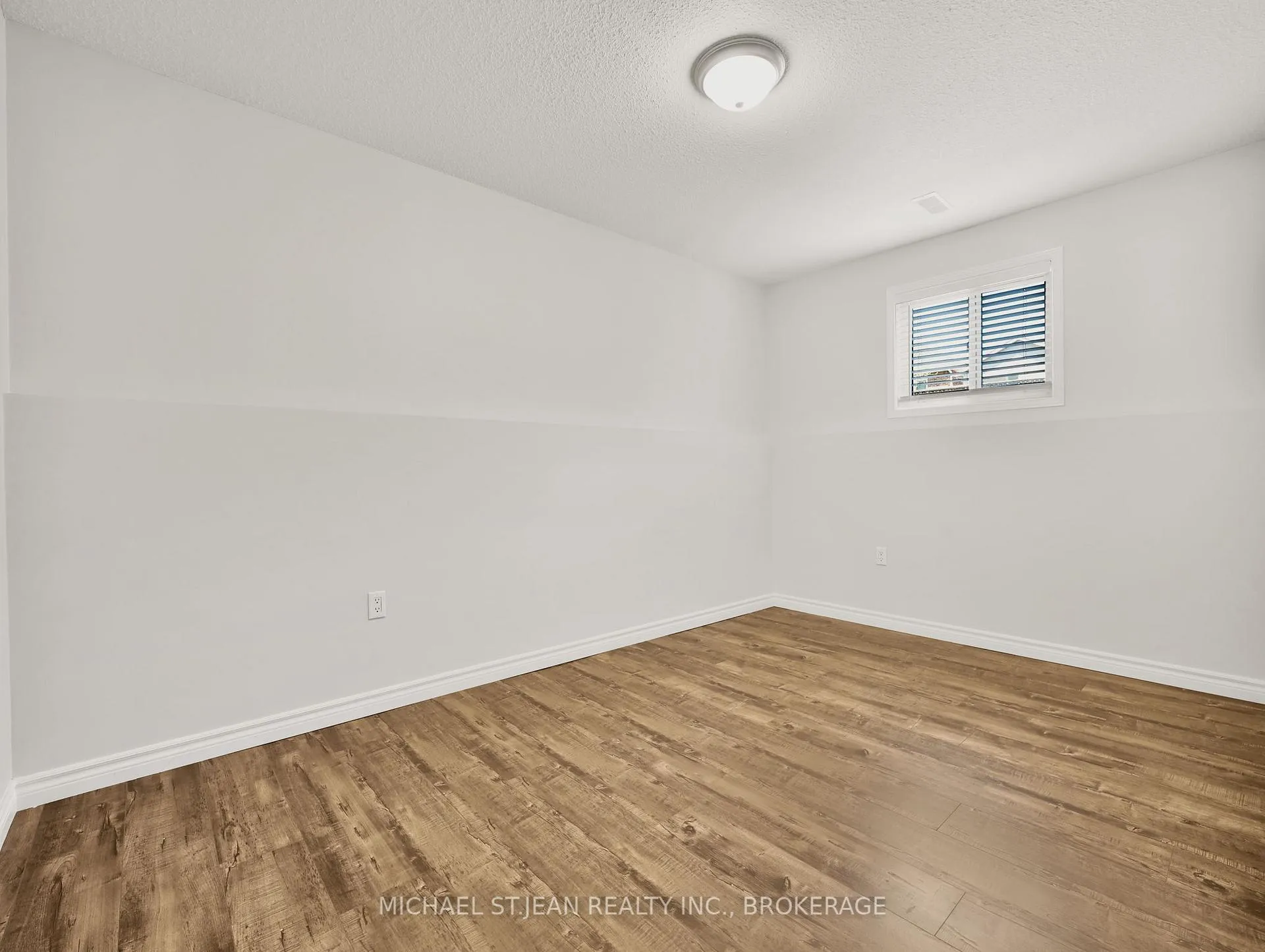 Photo 27 of 107 Alpine Avenue, Hamilton, Central — HOMEH