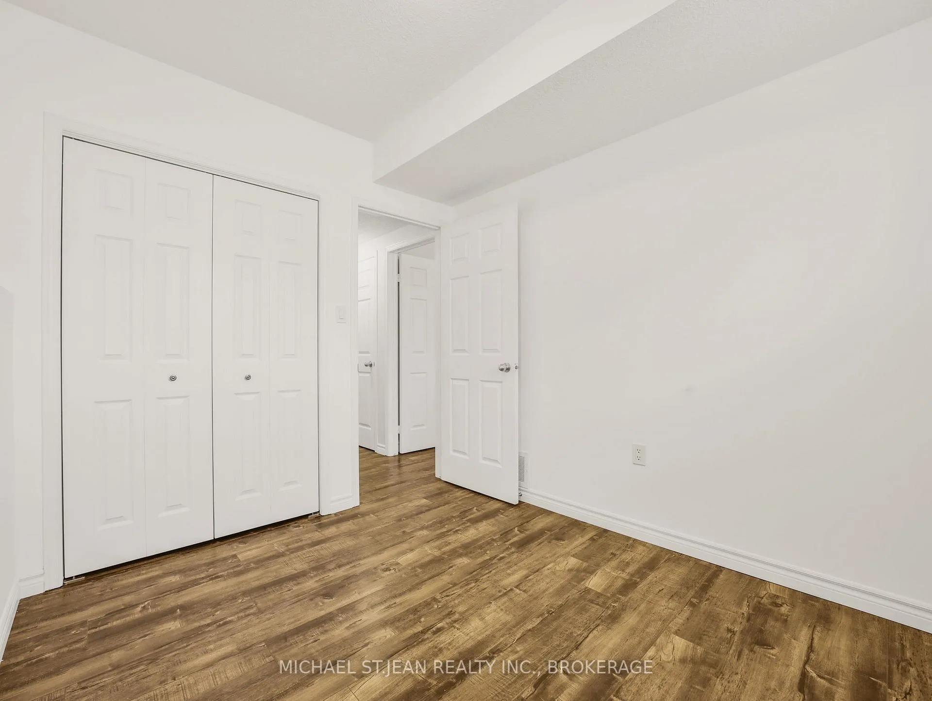 Photo 32 of 107 Alpine Avenue, Hamilton, Central — HOMEH