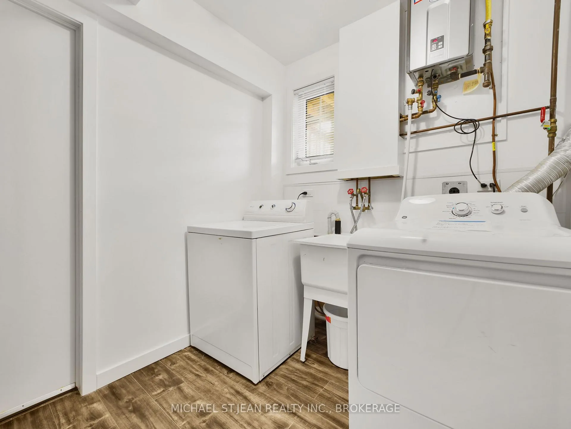 Photo 36 of 107 Alpine Avenue, Hamilton, Central — HOMEH