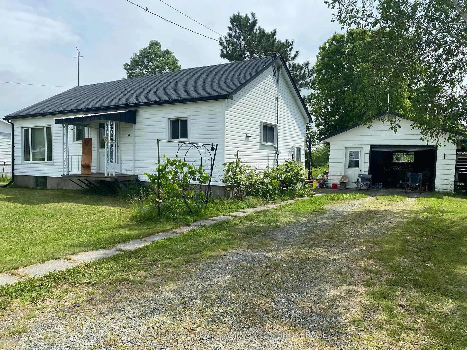Photo 2 of 62 Maple Street S, Temiskaming Shores, Haileybury — HOMEH
