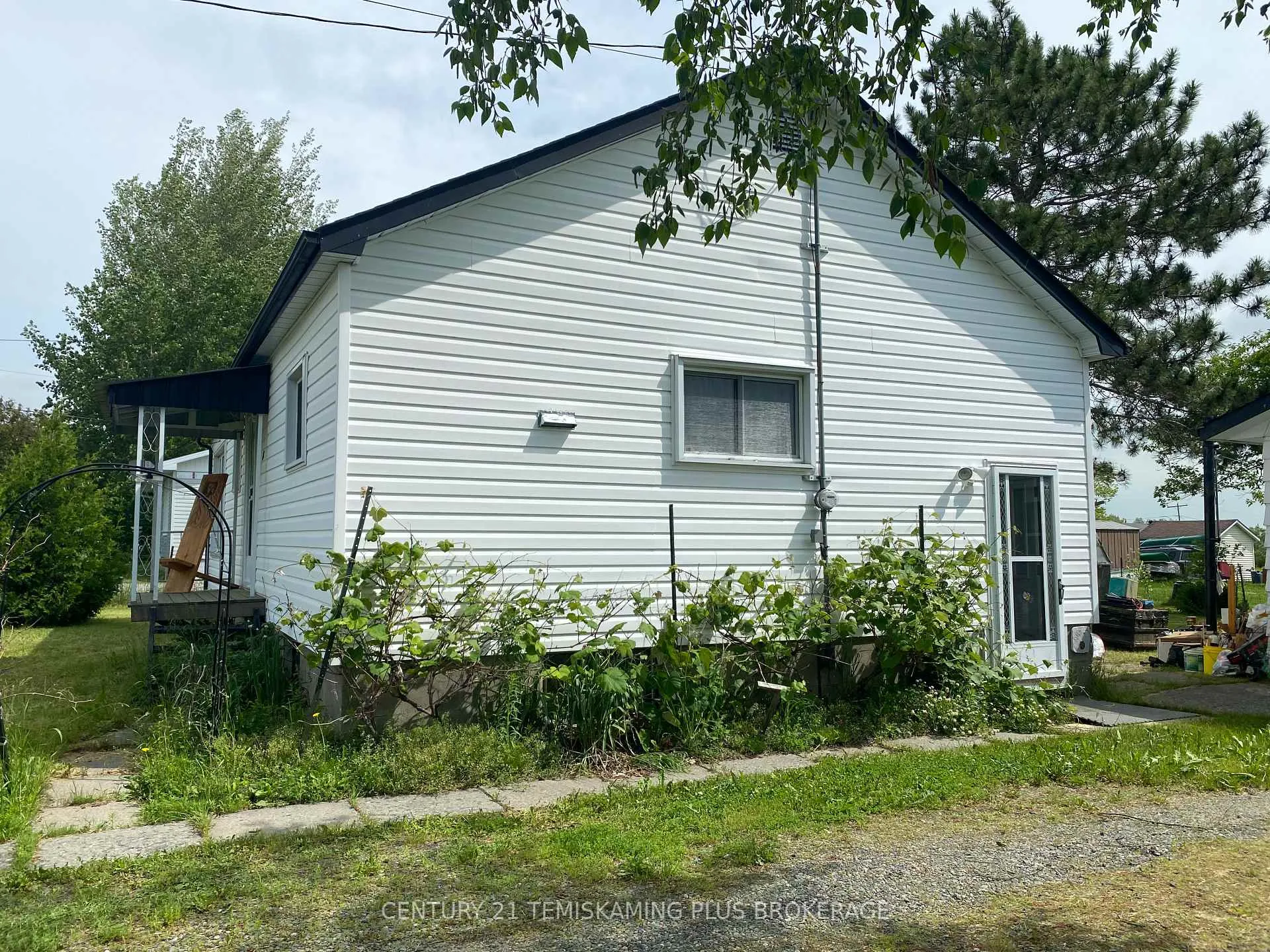 Photo 3 of 62 Maple Street S, Temiskaming Shores, Haileybury — HOMEH
