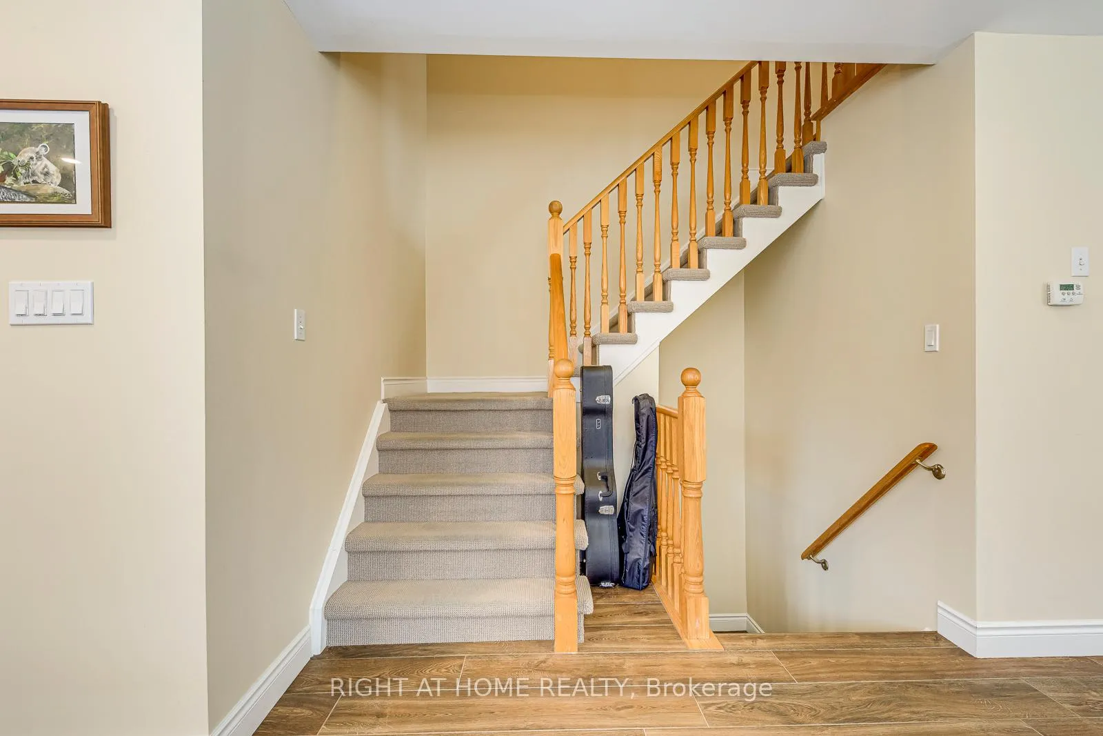 Photo 17 of 2472 Newcastle Crescent, Oakville, West Oak Trails — HOMEH