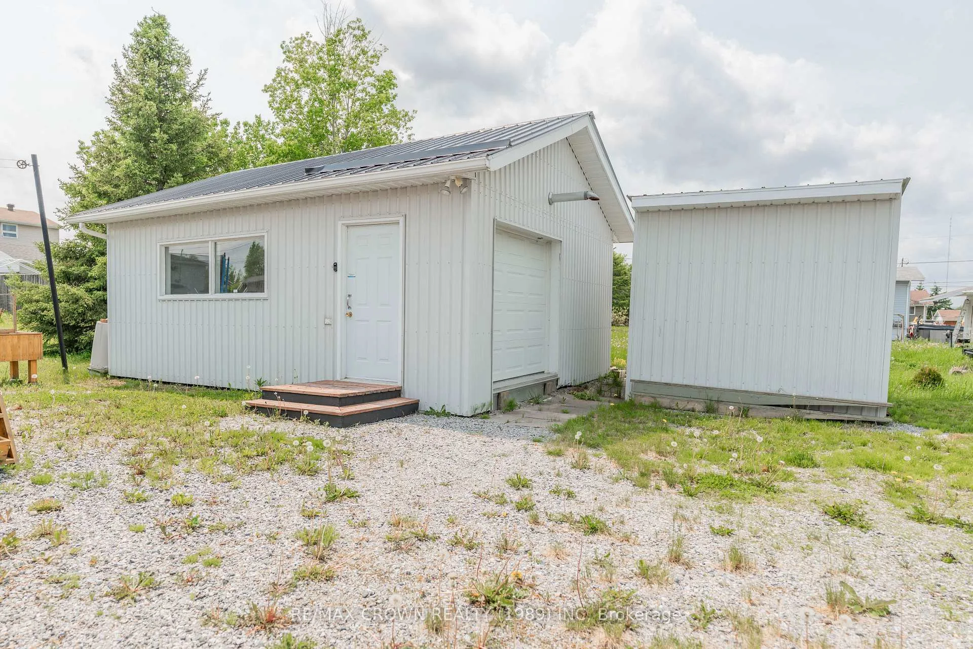 Photo 4 of 6 Hill Street, Kapuskasing — HOMEH