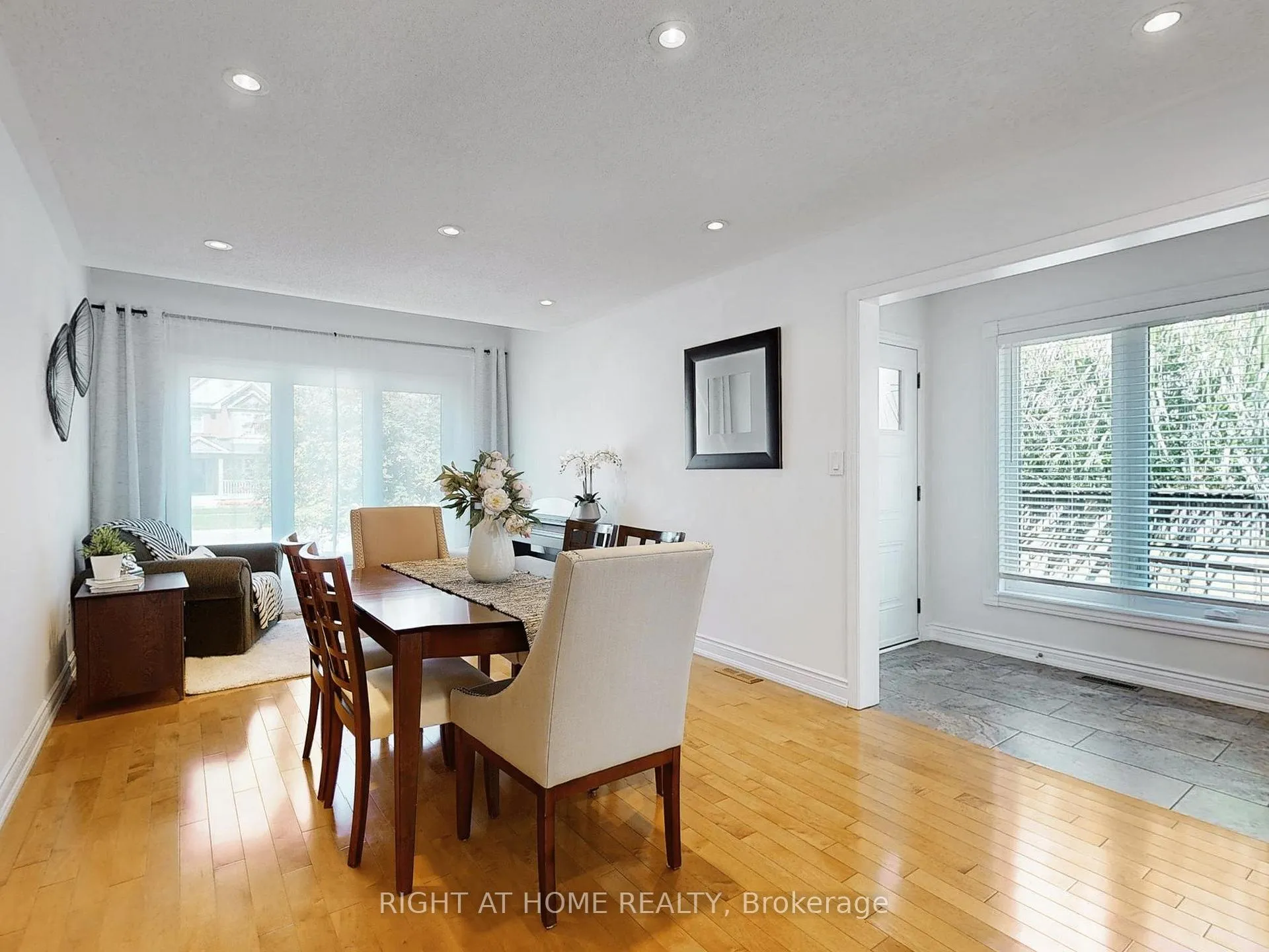 Photo 6 of 1542 Croft Avenue, Milton, Clarke — HOMEH