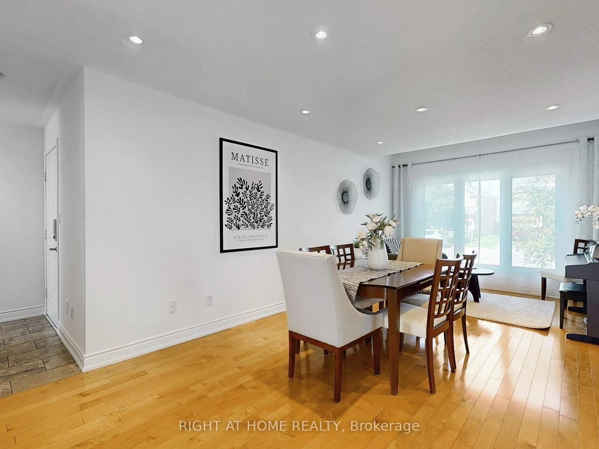 Photo 7 of 1542 Croft Avenue, Milton, Clarke — HOMEH