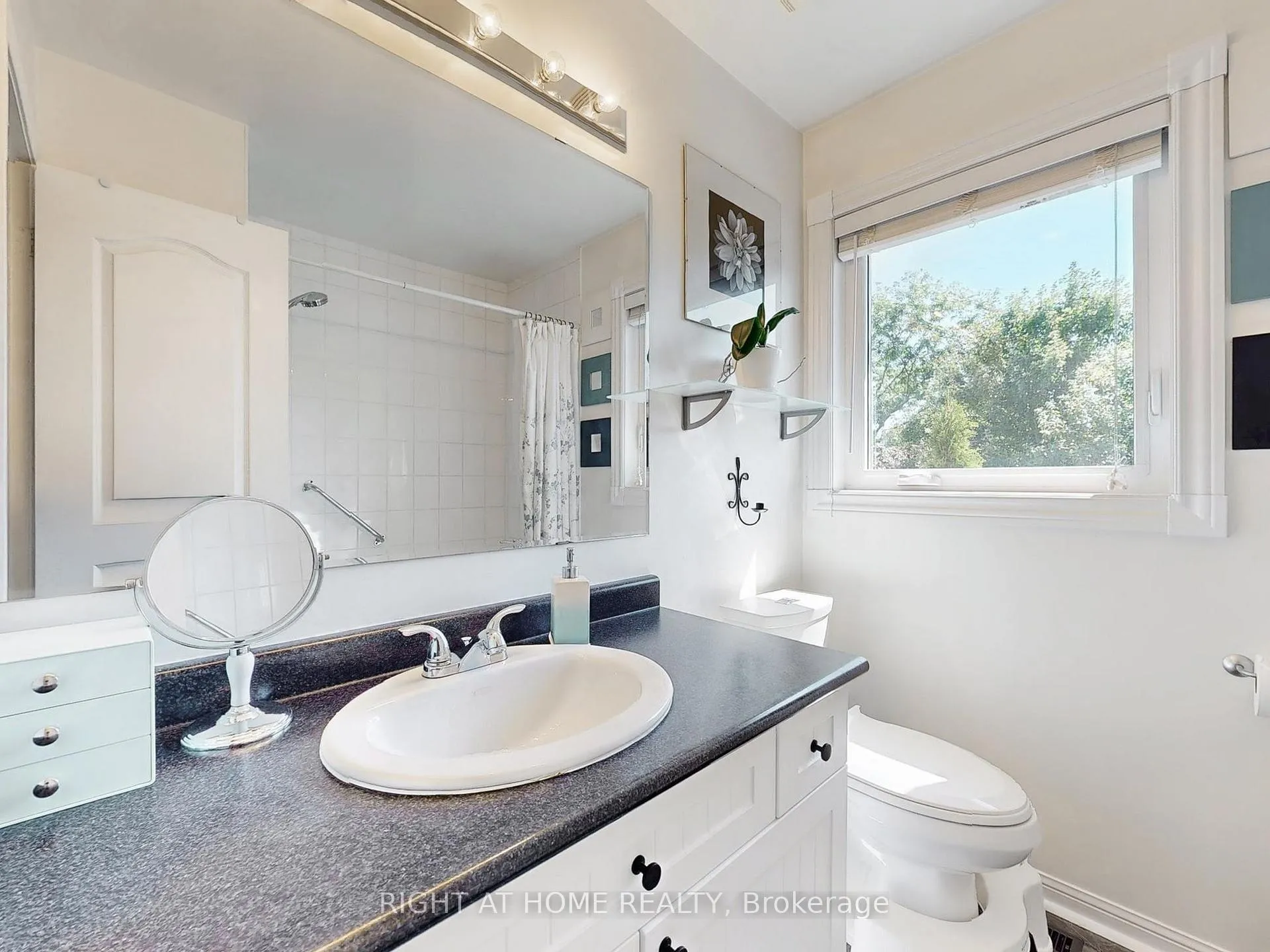 Photo 25 of 1542 Croft Avenue, Milton, Clarke — HOMEH