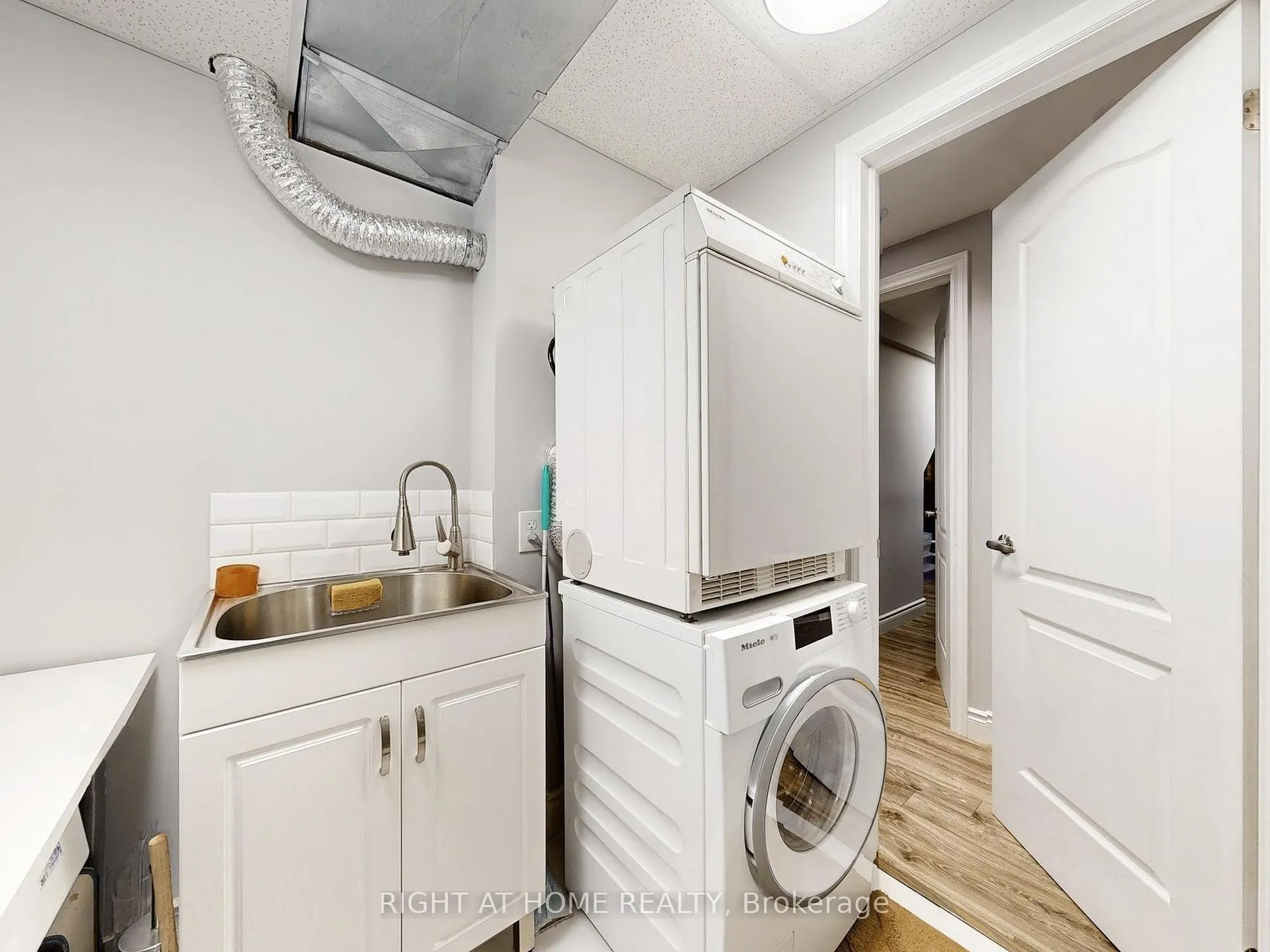 Photo 31 of 1542 Croft Avenue, Milton, Clarke — HOMEH