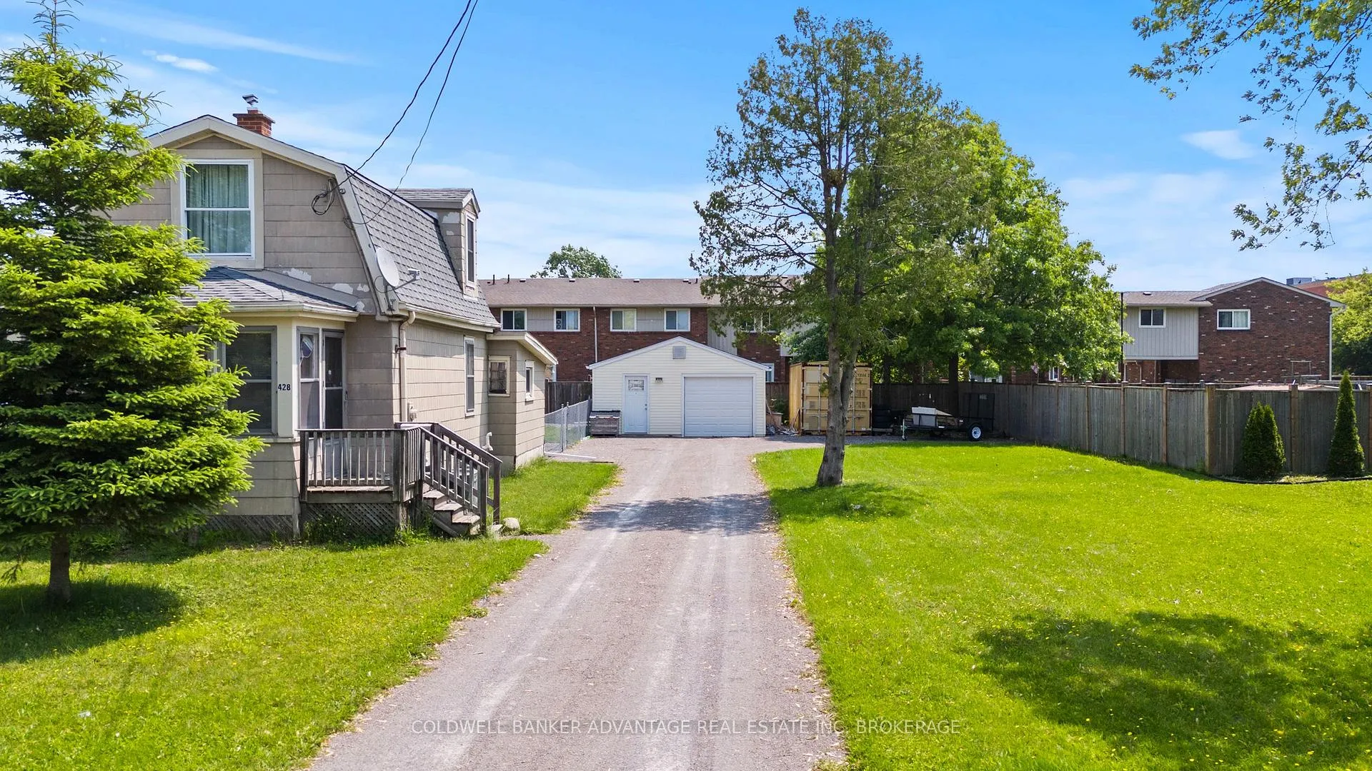 Photo 2 of 428 Scholfield Avenue N, Welland, Welland Downtown — HOMEH