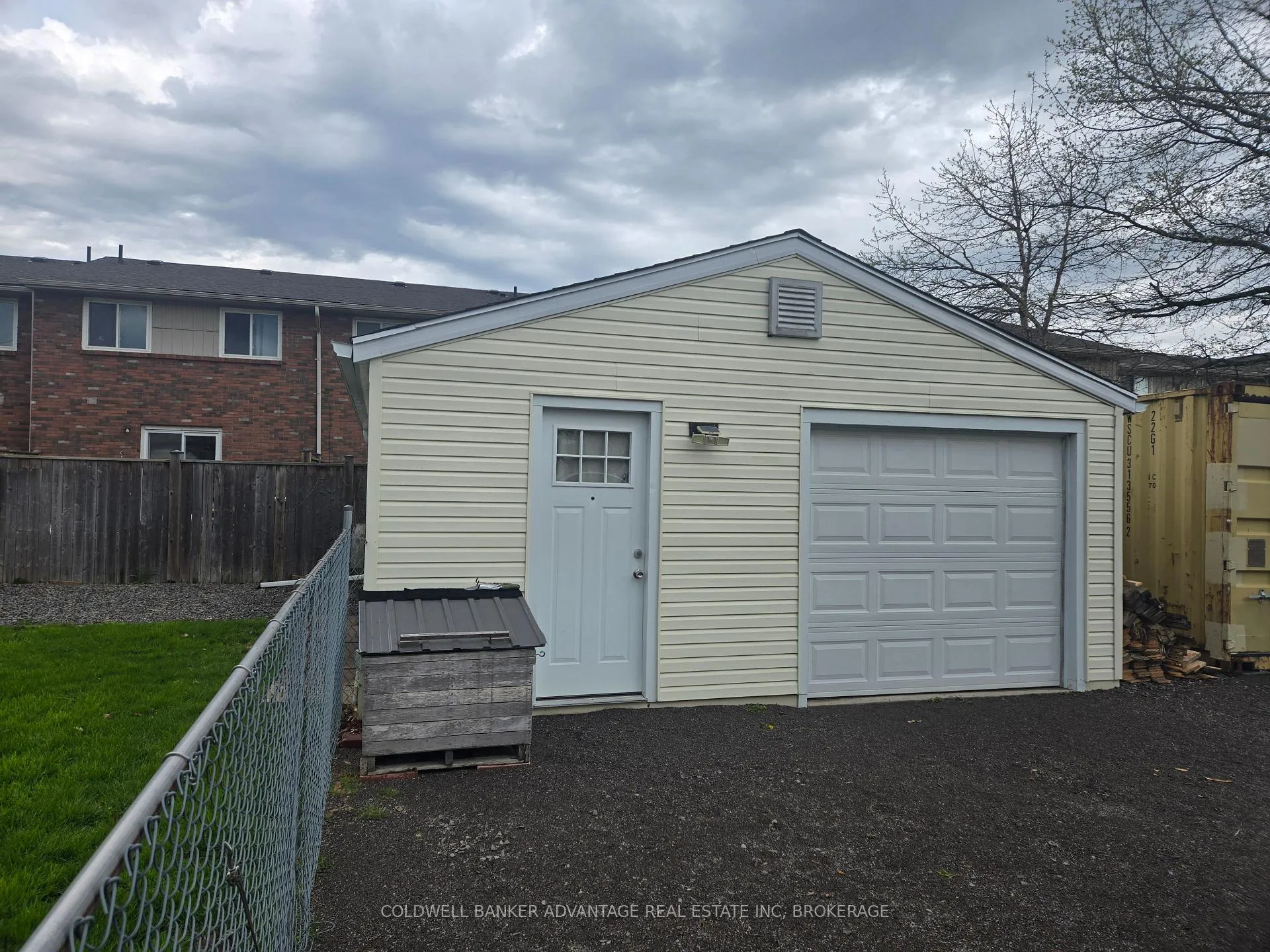 Photo 13 of 428 Scholfield Avenue N, Welland, Welland Downtown — HOMEH