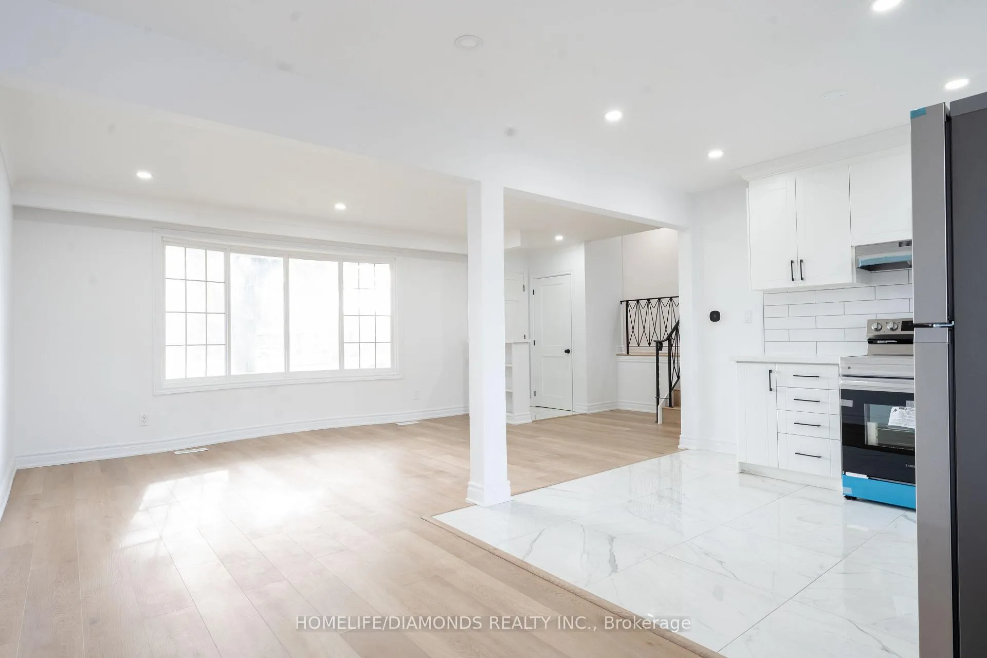 Photo 11 of 7010 Whitman Avenue, Niagara Falls, Arad/Fallsview — HOMEH