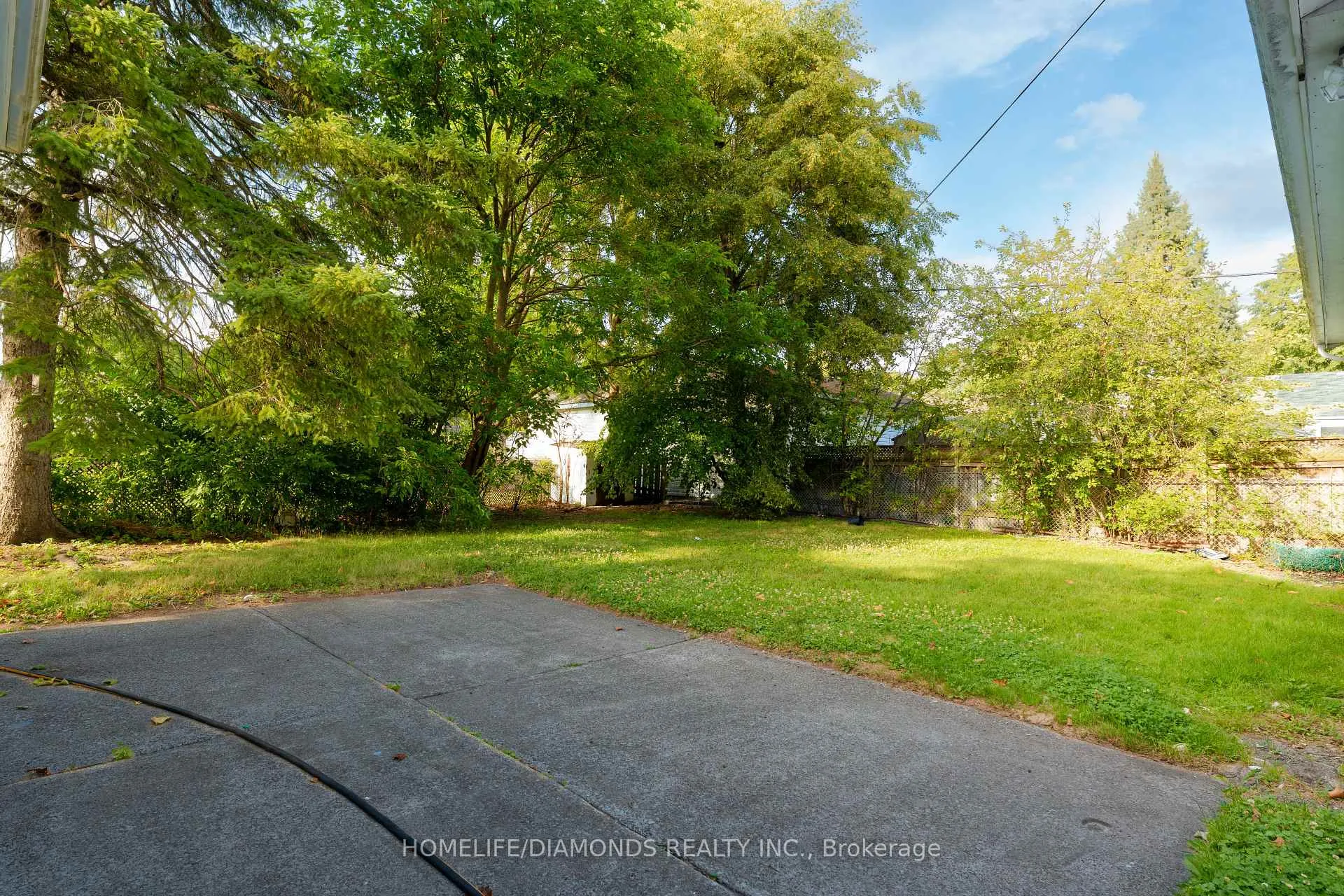 Photo 25 of 7010 Whitman Avenue, Niagara Falls, Arad/Fallsview — HOMEH