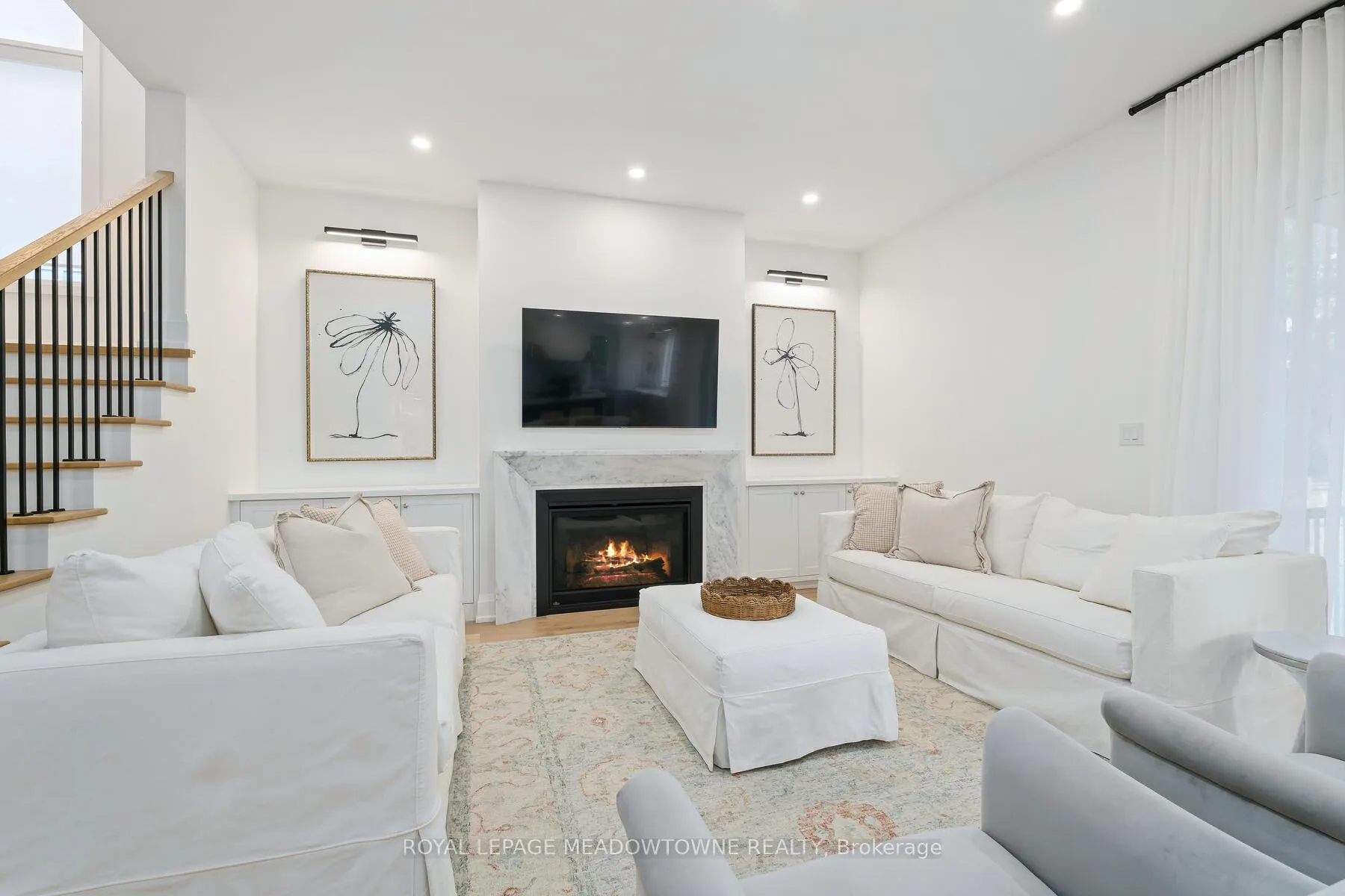 Photo 8 of 3 Academy Road, Halton Hills, Georgetown — HOMEH