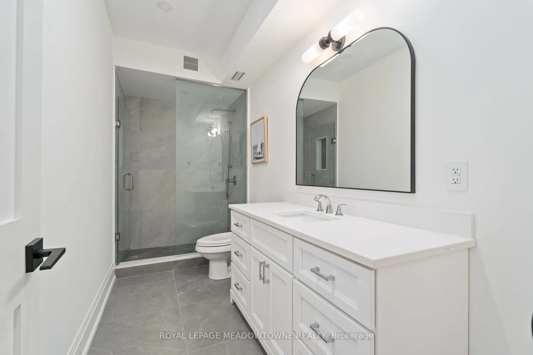 Photo 38 of 3 Academy Road, Halton Hills, Georgetown — HOMEH