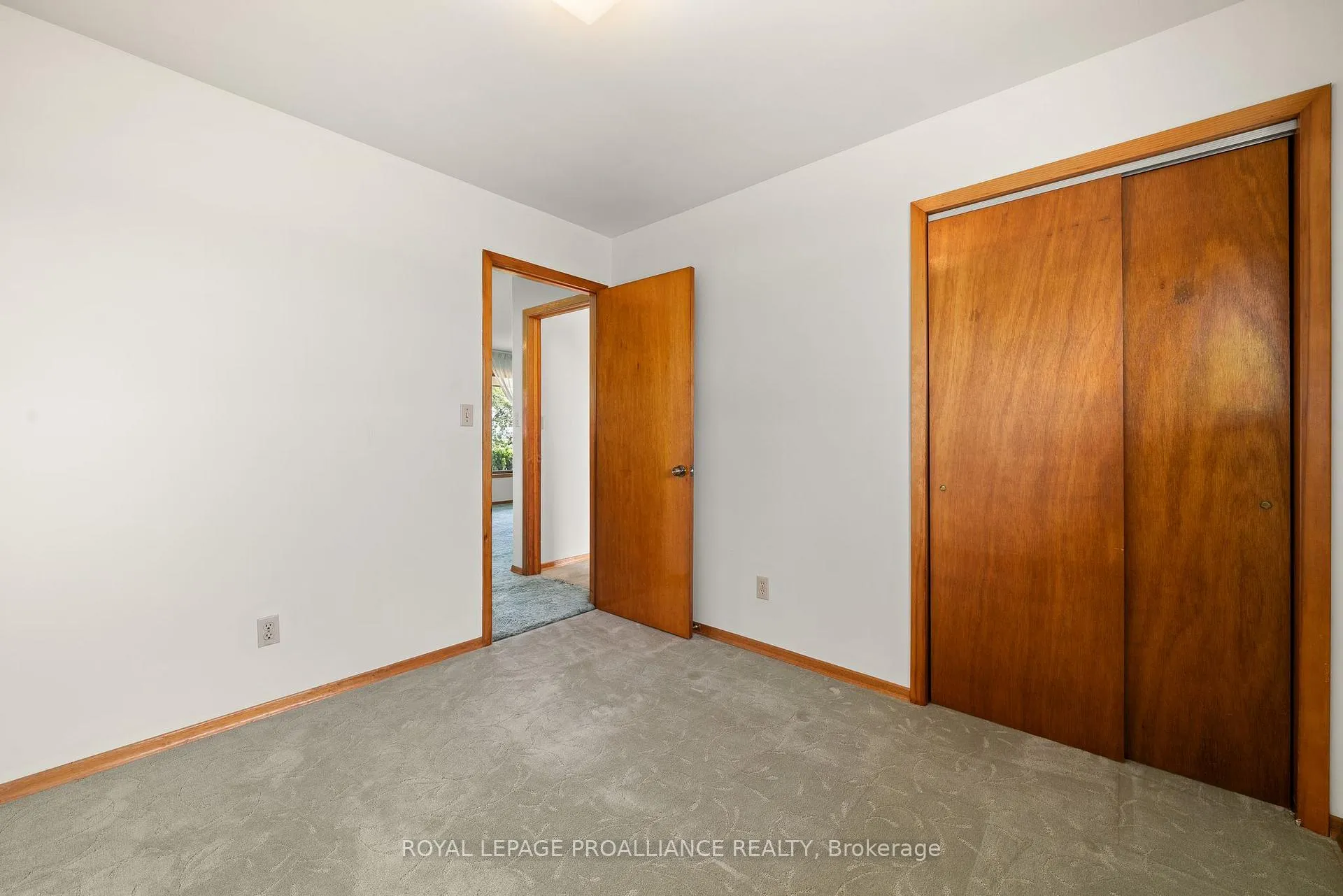Photo 16 of 207 Carmel Road, Quinte West, Sidney Ward — HOMEH