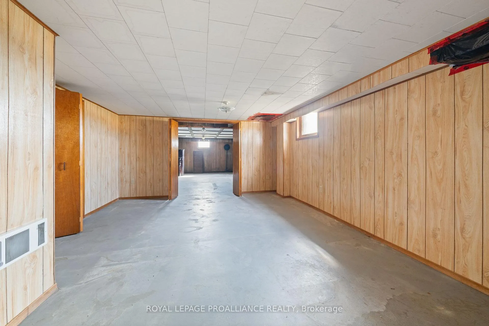 Photo 27 of 207 Carmel Road, Quinte West, Sidney Ward — HOMEH