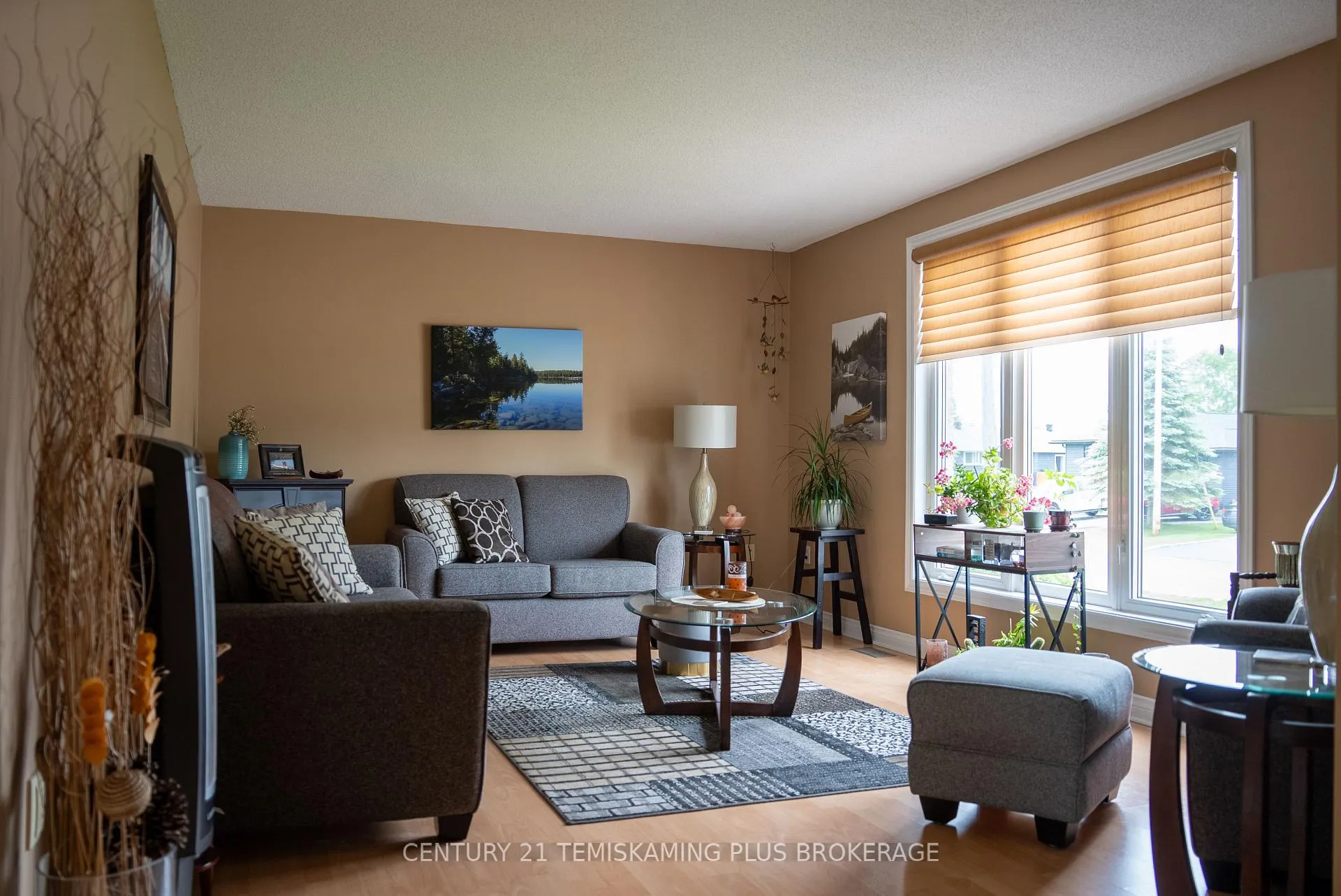 Photo 9 of 441 Bateson Street, Temiskaming Shores, New Liskeard — HOMEH