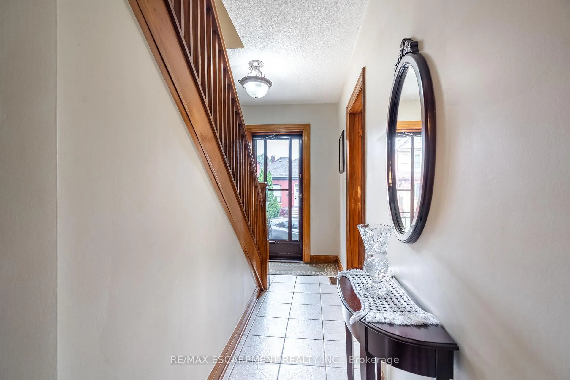 Photo 12 of 204 Emerald Street N, Hamilton, Landsdale — HOMEH