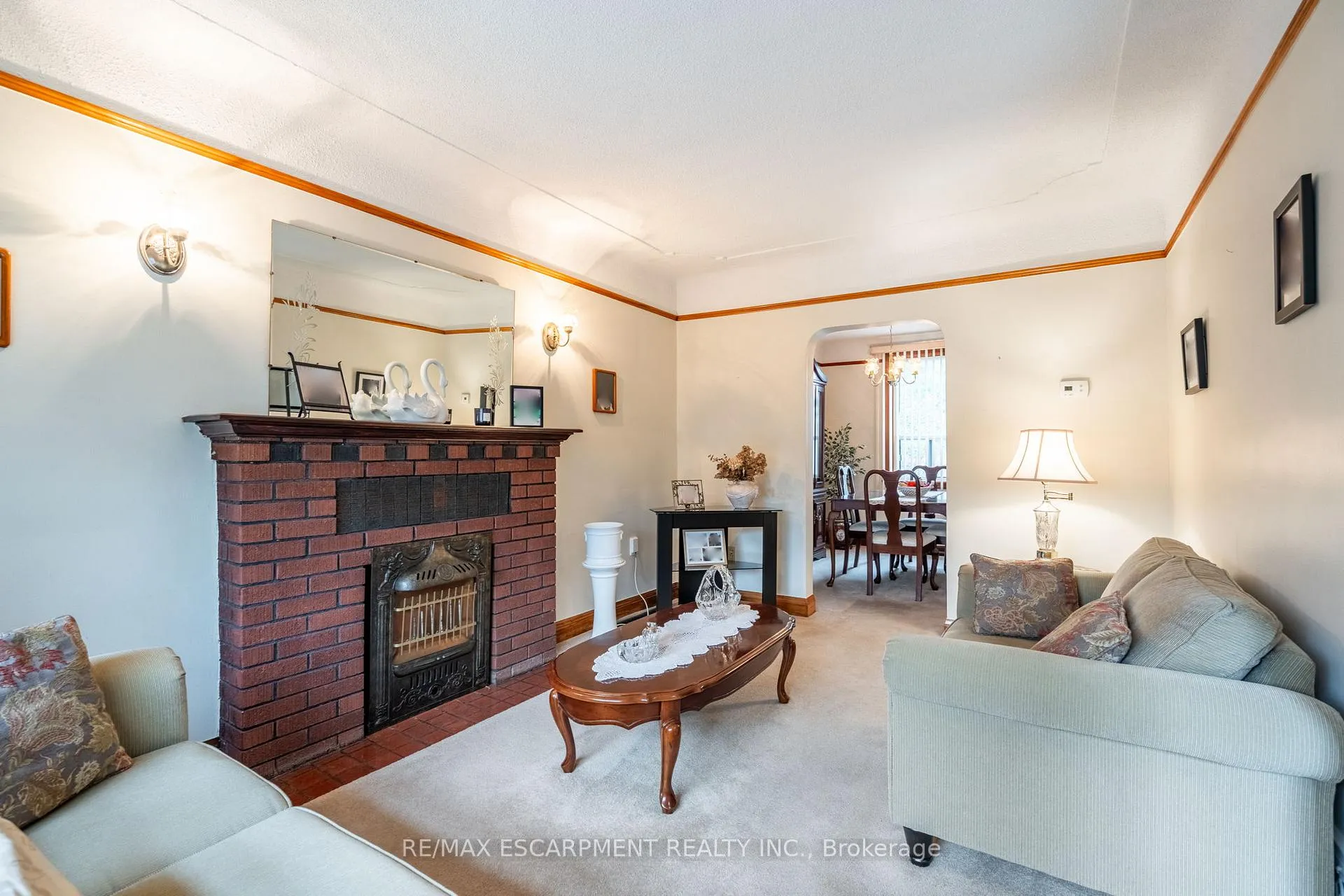 Photo 13 of 204 Emerald Street N, Hamilton, Landsdale — HOMEH