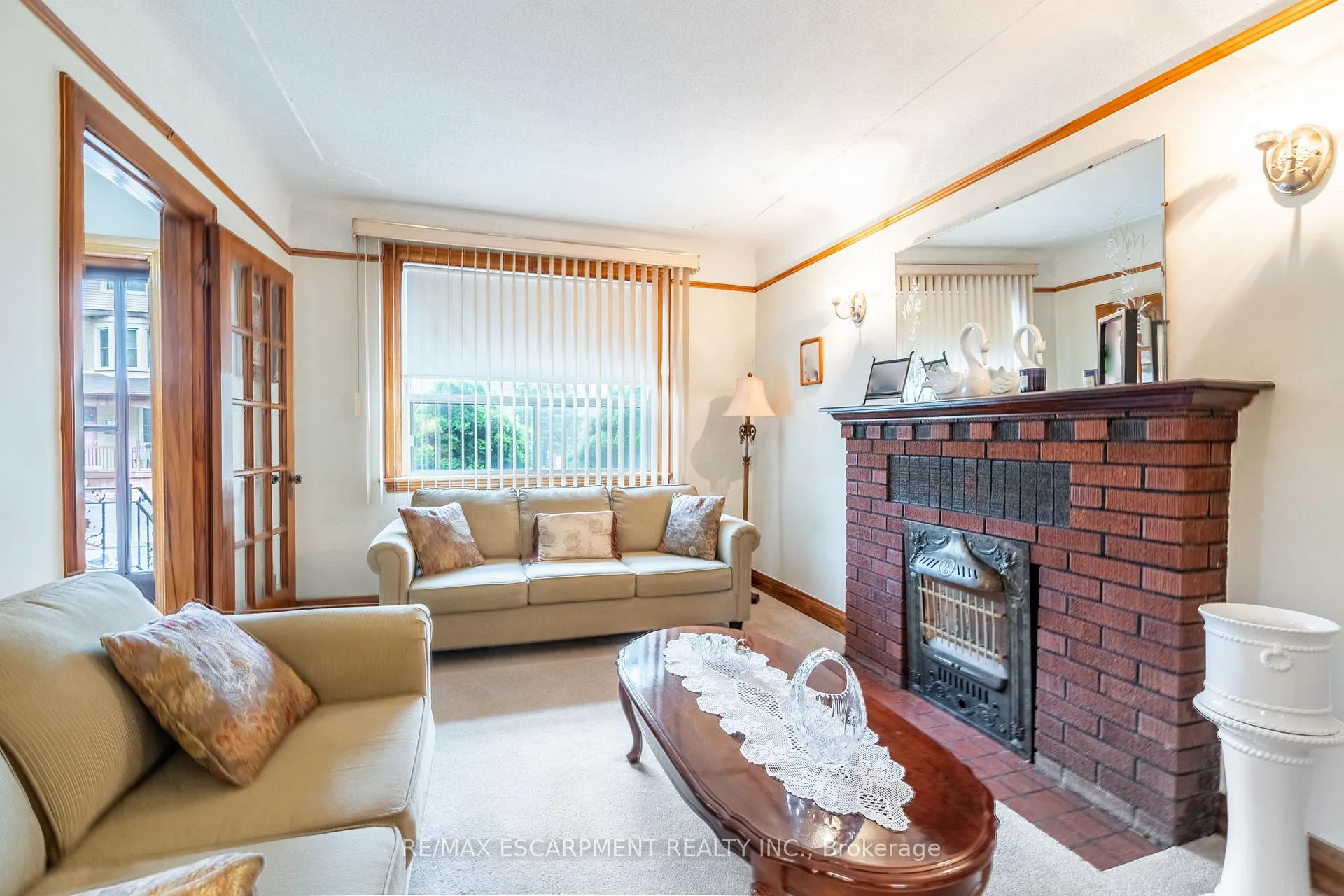 Photo 15 of 204 Emerald Street N, Hamilton, Landsdale — HOMEH