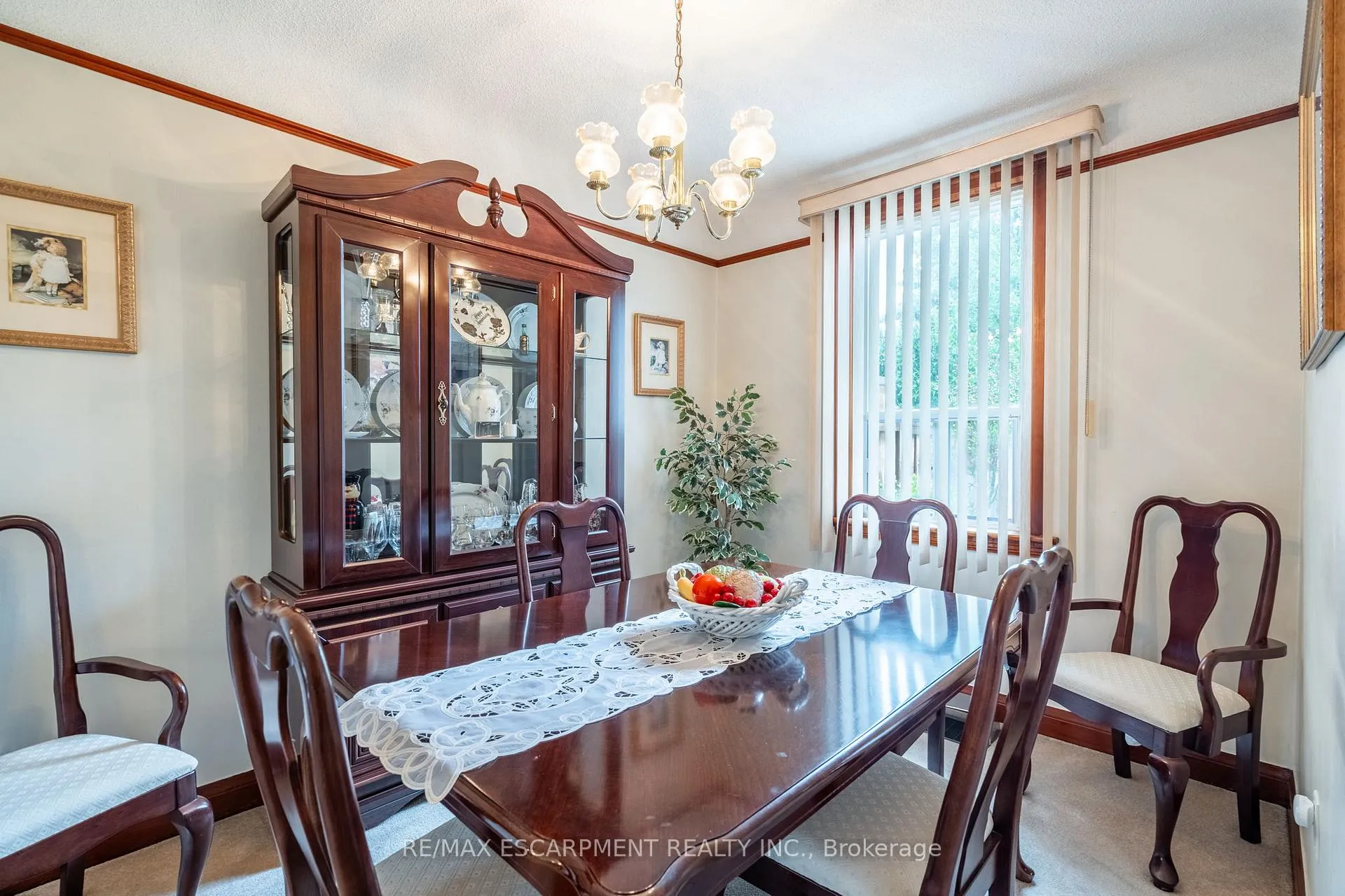 Photo 17 of 204 Emerald Street N, Hamilton, Landsdale — HOMEH