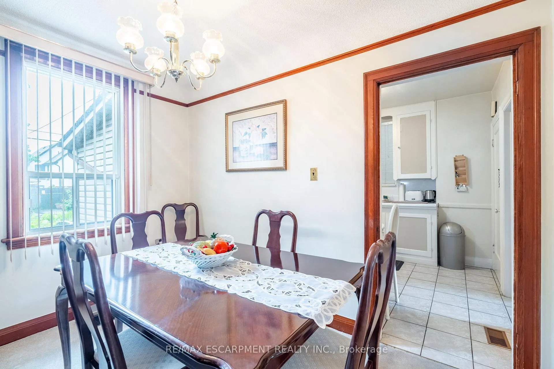 Photo 18 of 204 Emerald Street N, Hamilton, Landsdale — HOMEH