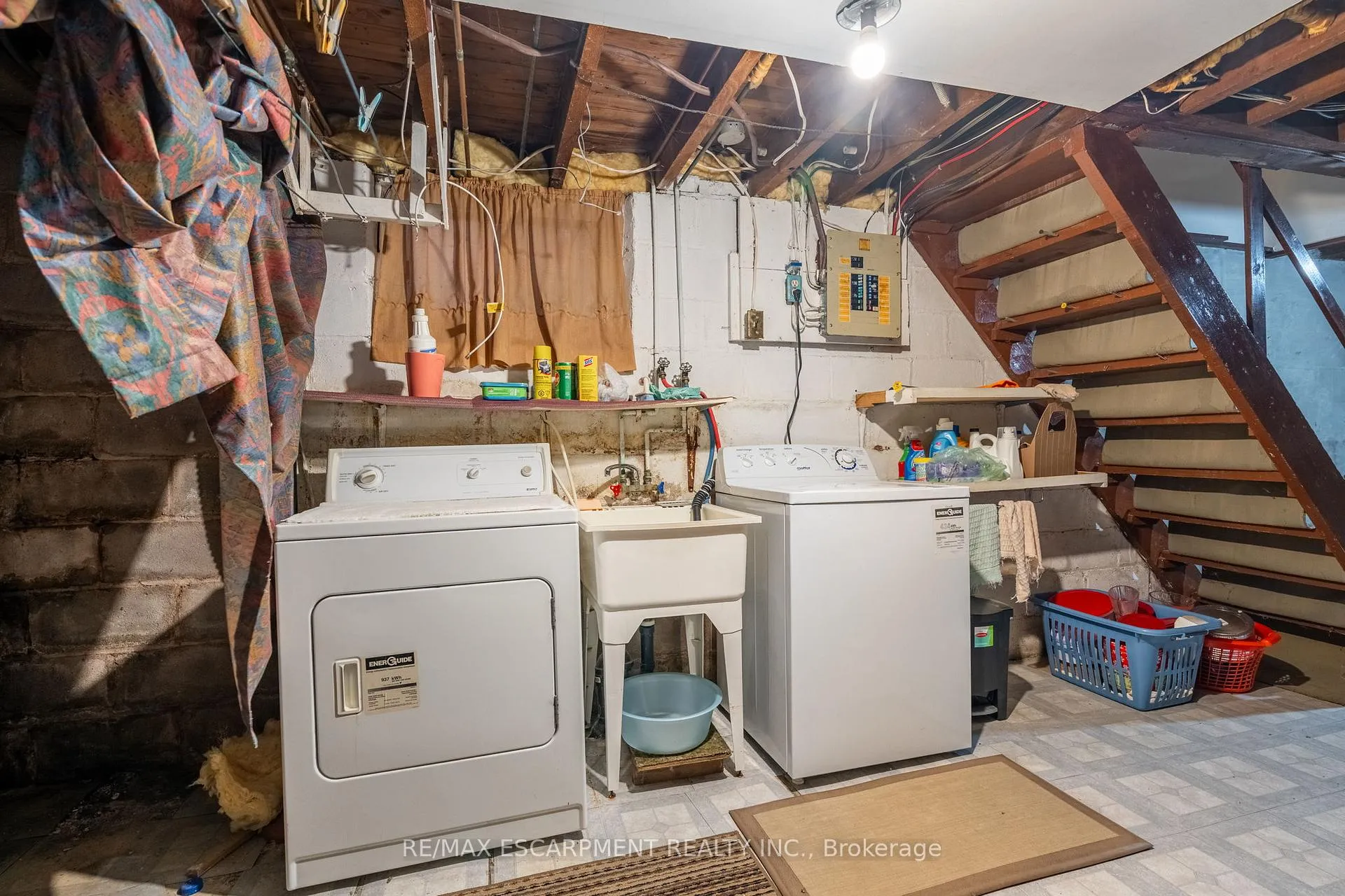 Photo 33 of 204 Emerald Street N, Hamilton, Landsdale — HOMEH