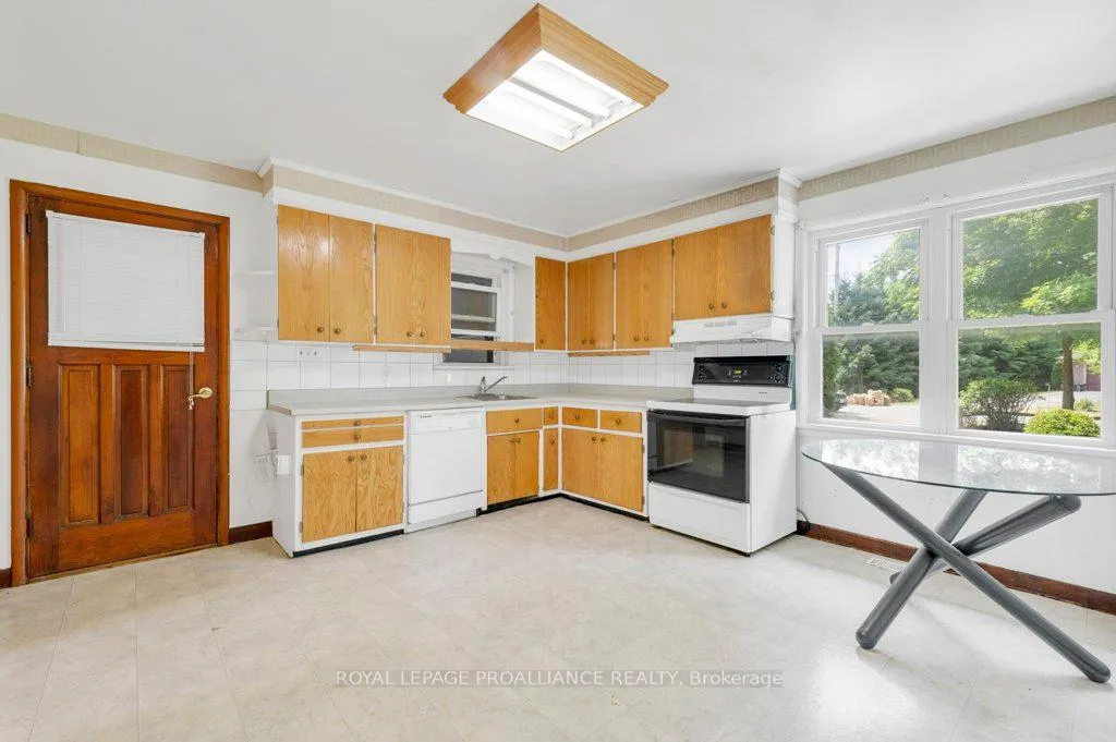 Photo 14 of 119 Drummond Street, Brighton, Rural Brighton — HOMEH