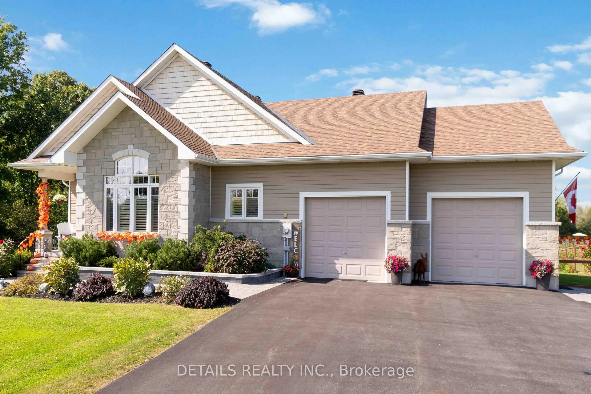 Photo 4 of 176 Malcolms Way, Beckwith, Beckwith Twp — HOMEH