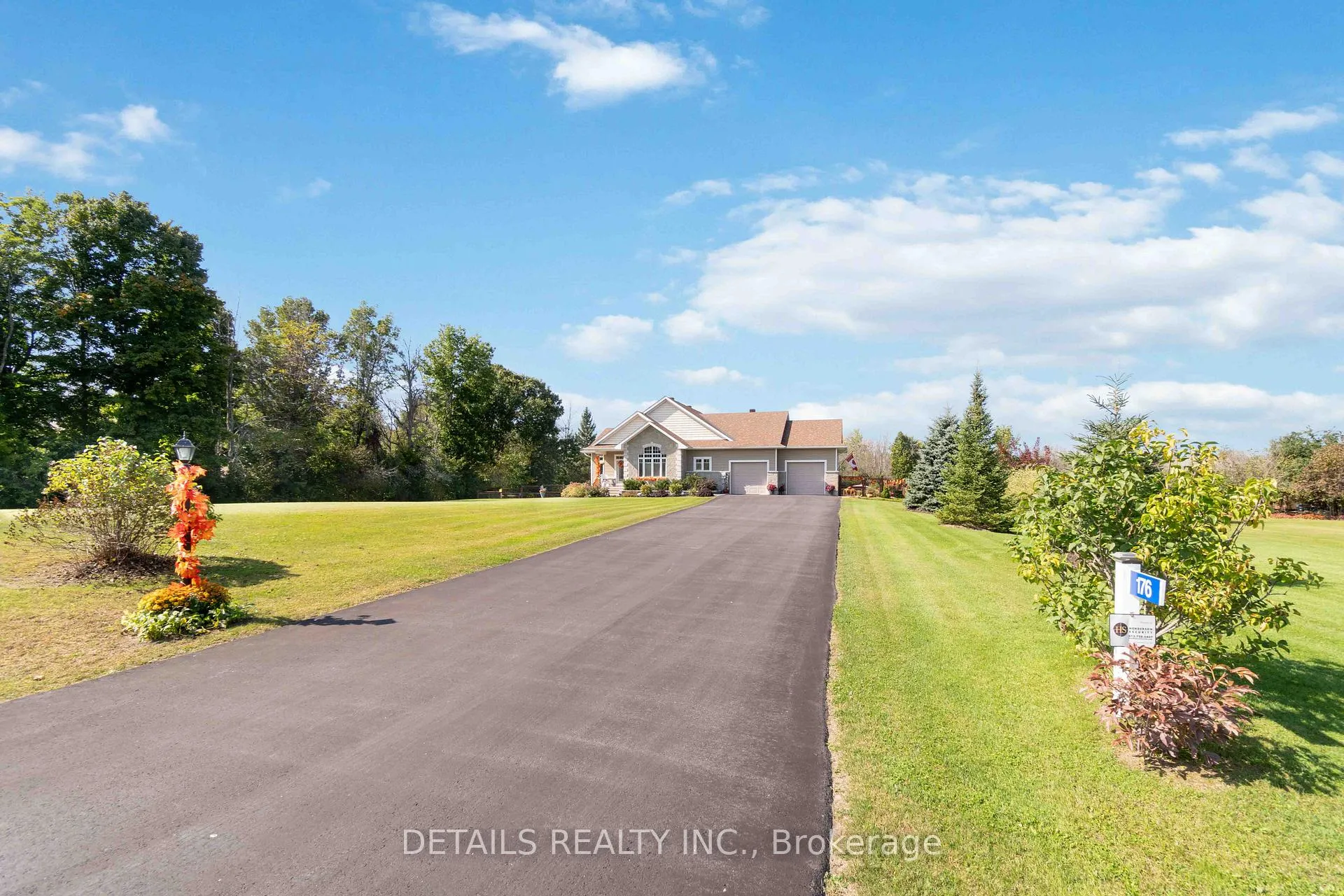 Photo 5 of 176 Malcolms Way, Beckwith, Beckwith Twp — HOMEH
